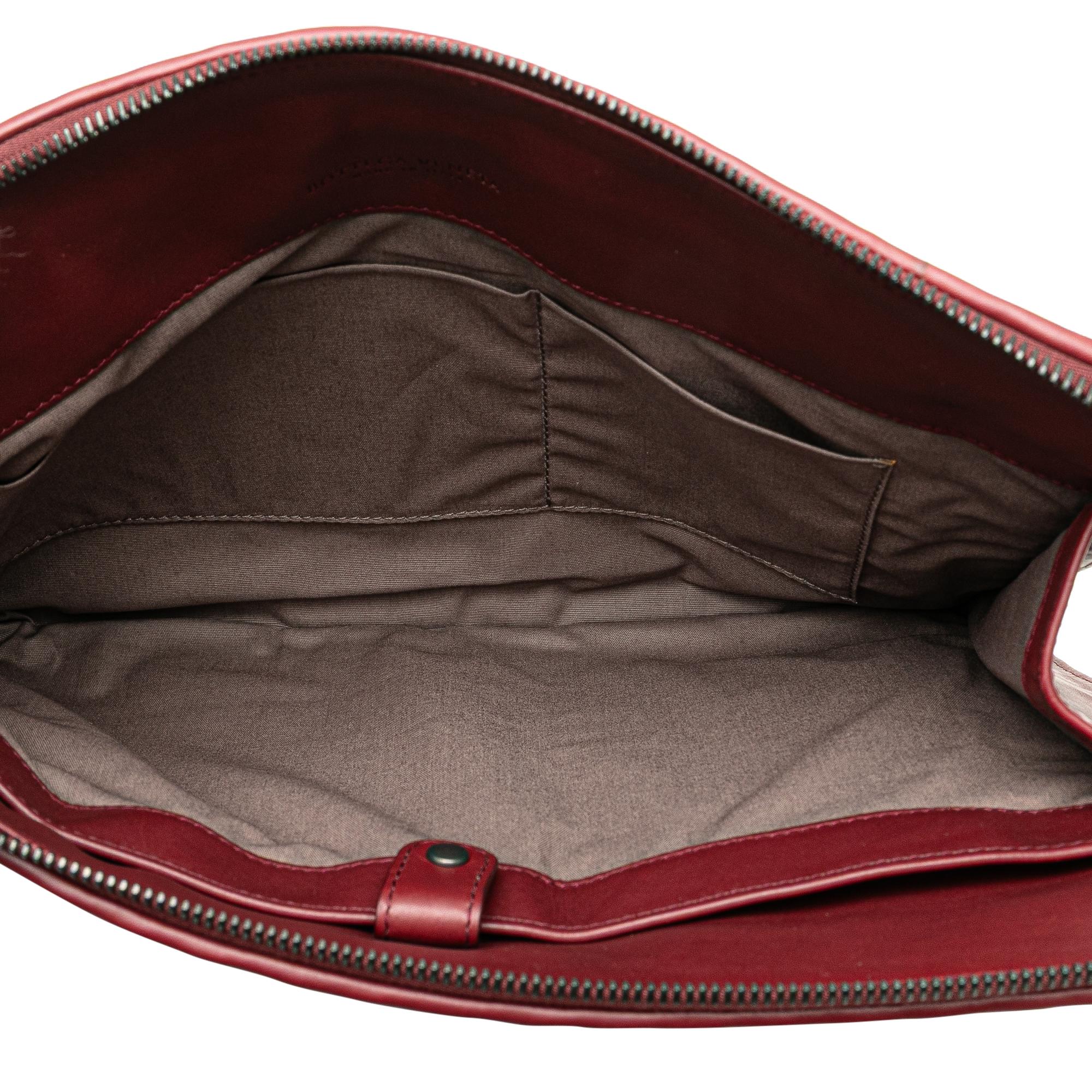Bottega Veneta Leather Intrecciato Clutch