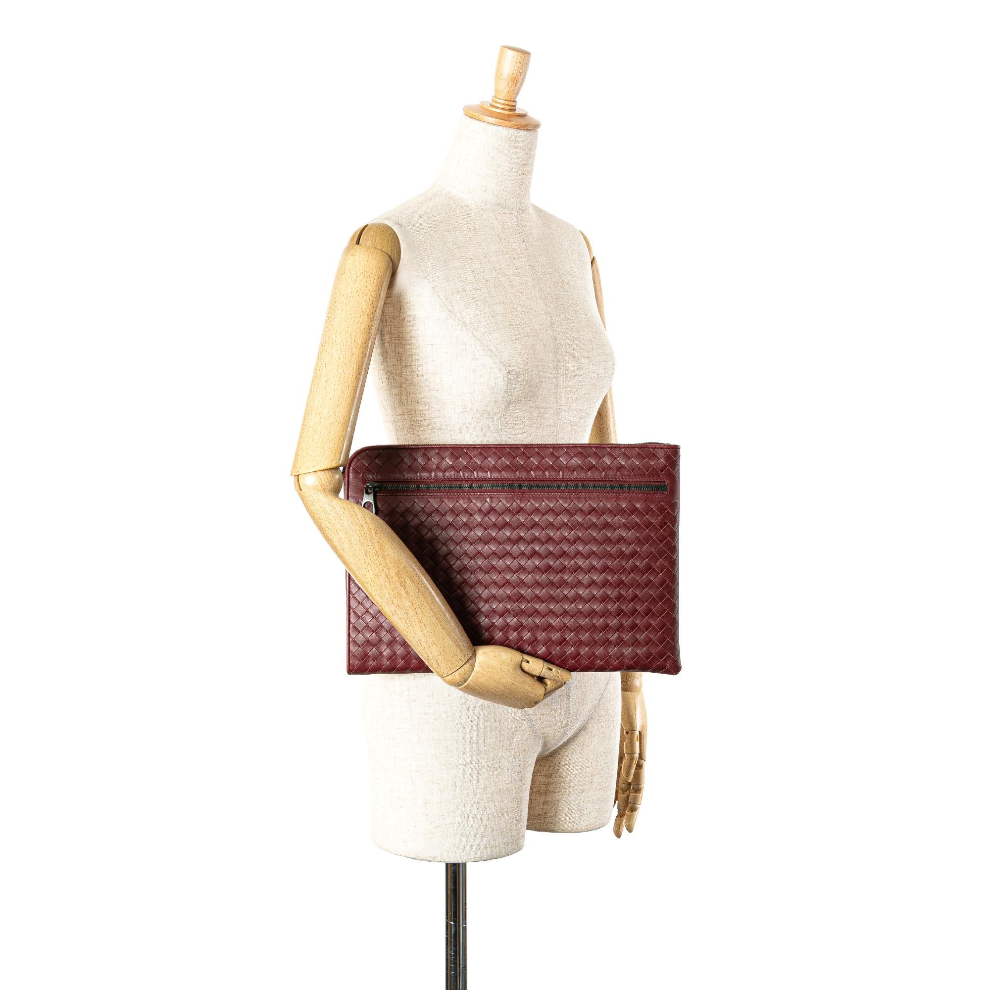 Bottega Veneta Leather Intrecciato Clutch