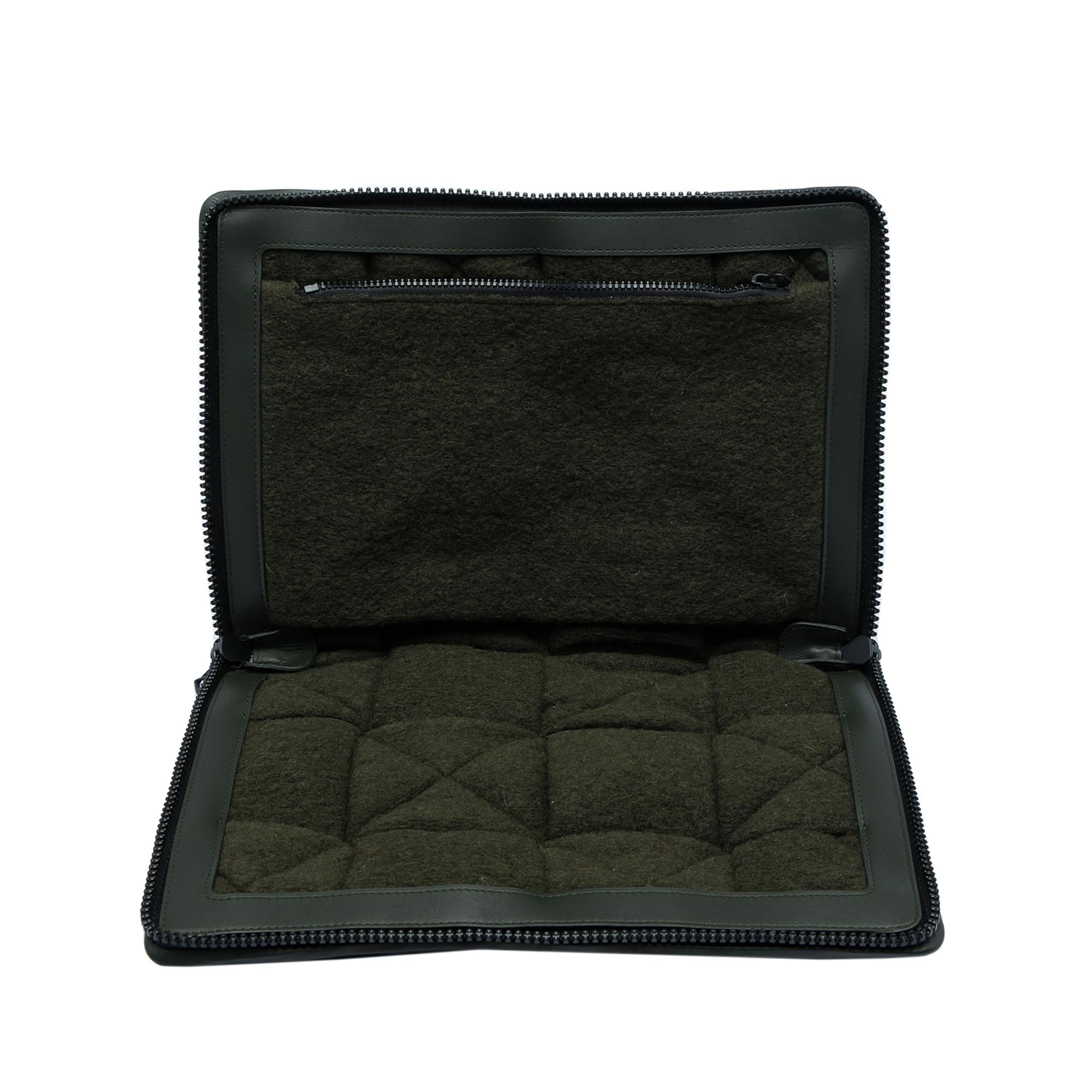 Bottega Veneta Maxi Nappa Intrecciato Padded Laptop Case