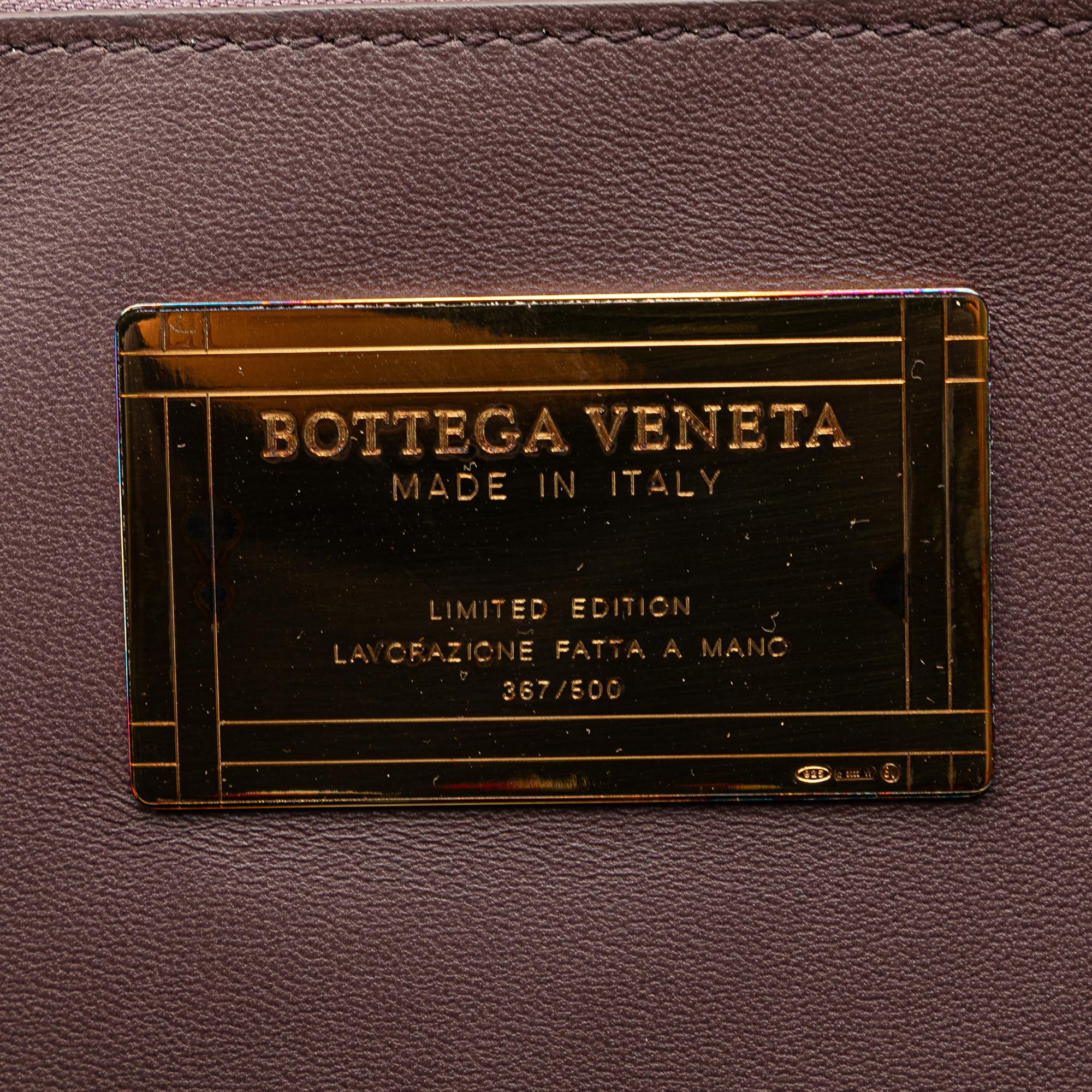 Bottega Veneta Medium Intrecciato Cabat Tote (SHG-p5pUAp)