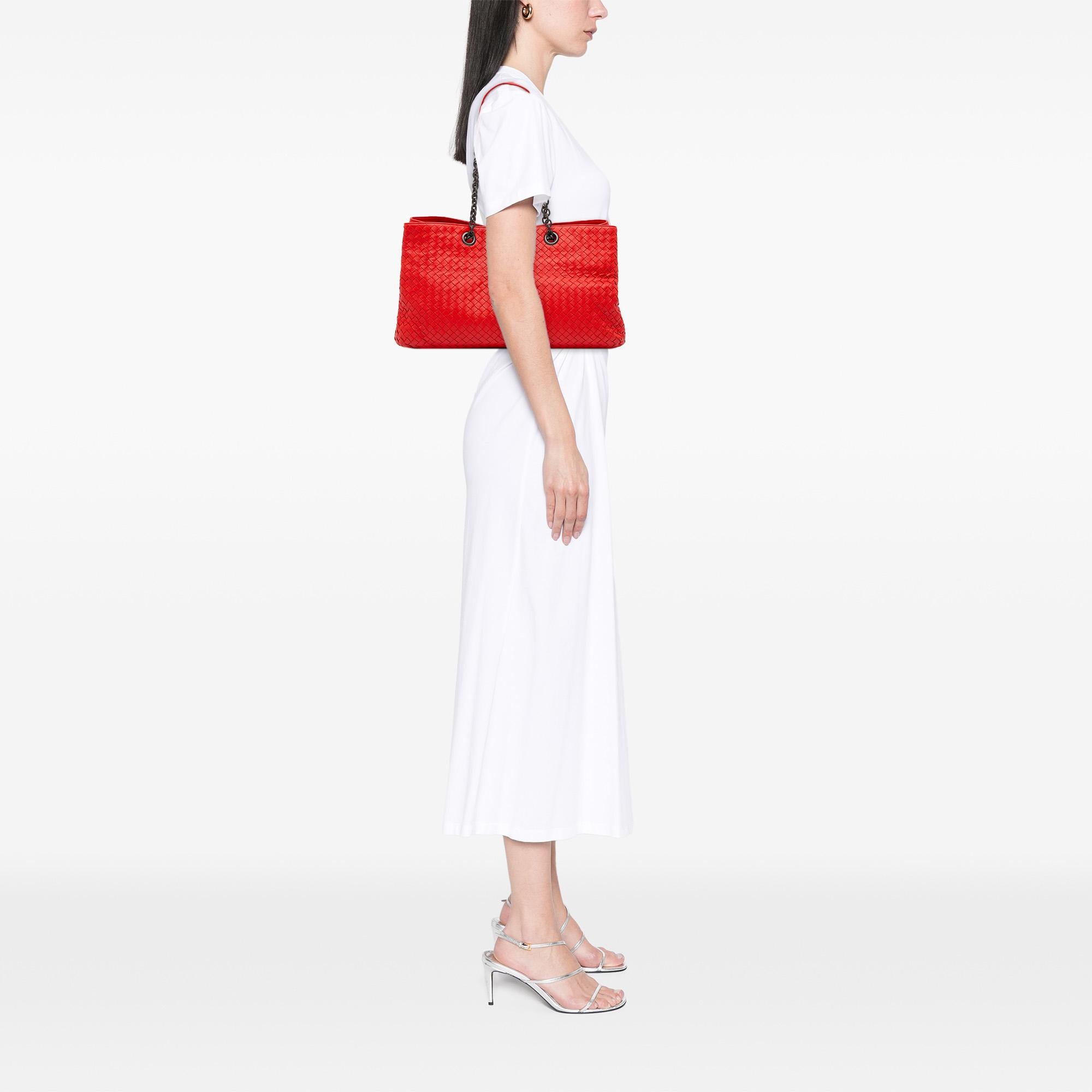 Bottega Veneta Medium Nappa Intrecciato Double Chain Tote