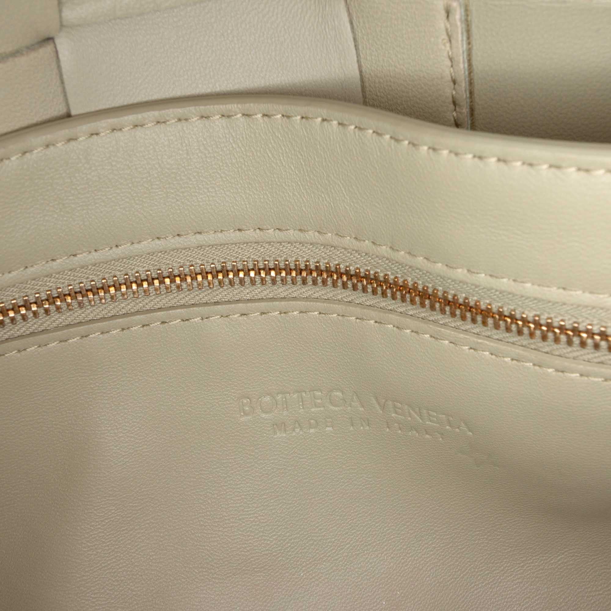 Bottega Veneta Nappa Intrecciato Brick Cassette