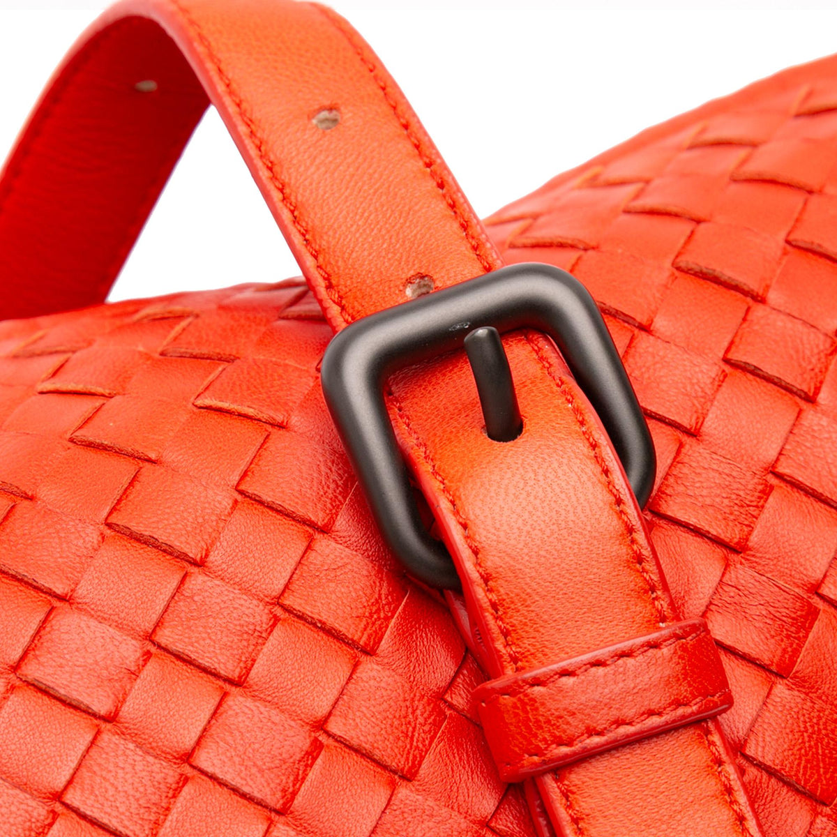 Bottega Veneta Nappa Intrecciato Montaigne Shoulder Bag