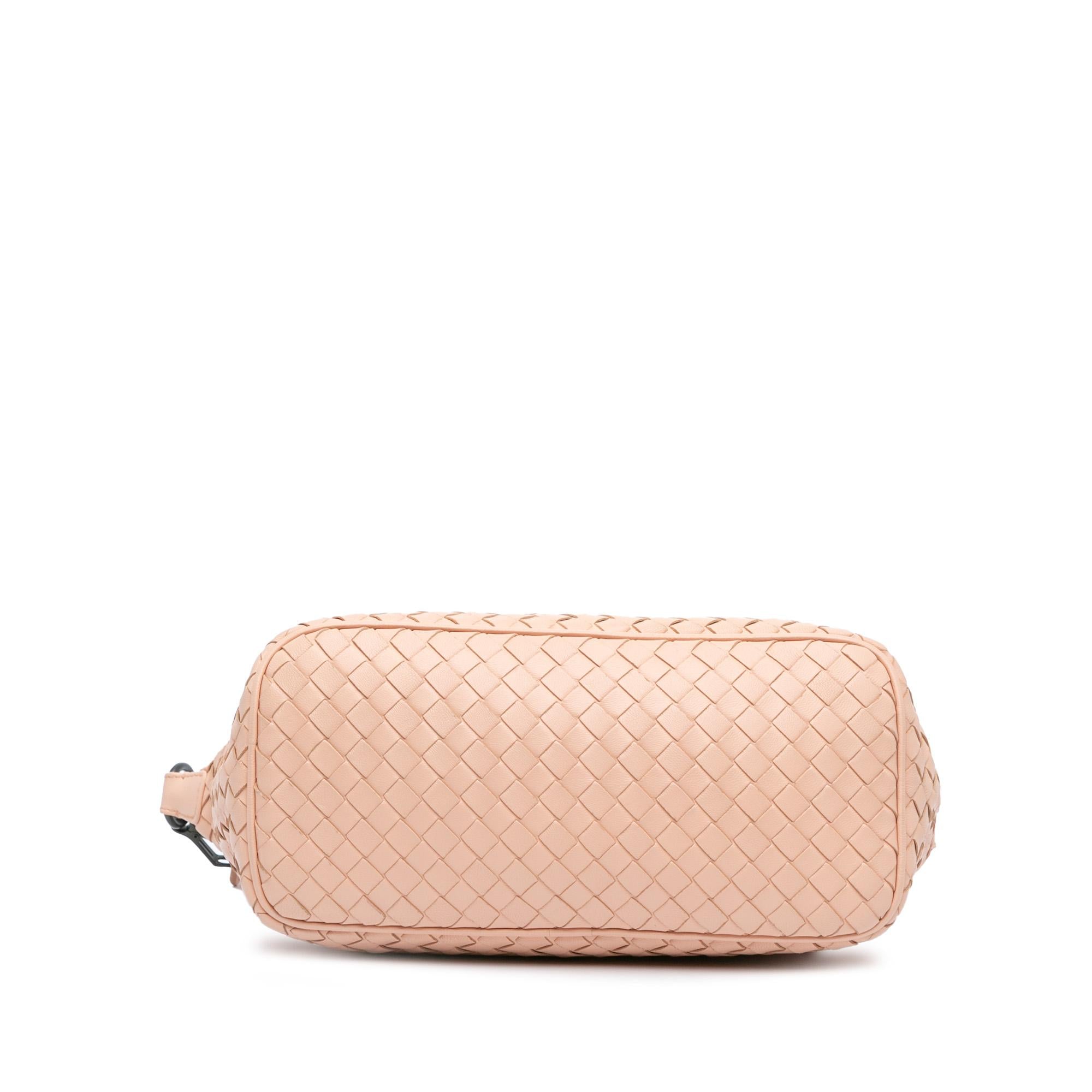 Bottega Veneta Nappa Intrecciato Shoulder Bag (SHG-OupxYp)