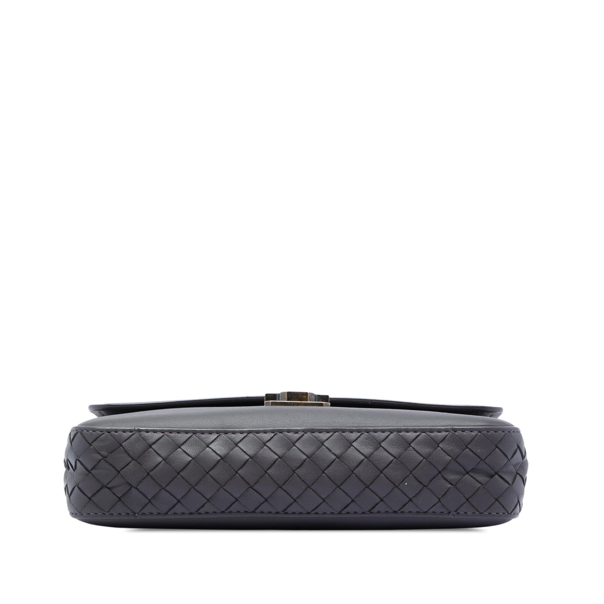 Bottega Veneta Nappa Intrecciato Trimmed Wallet On Chain