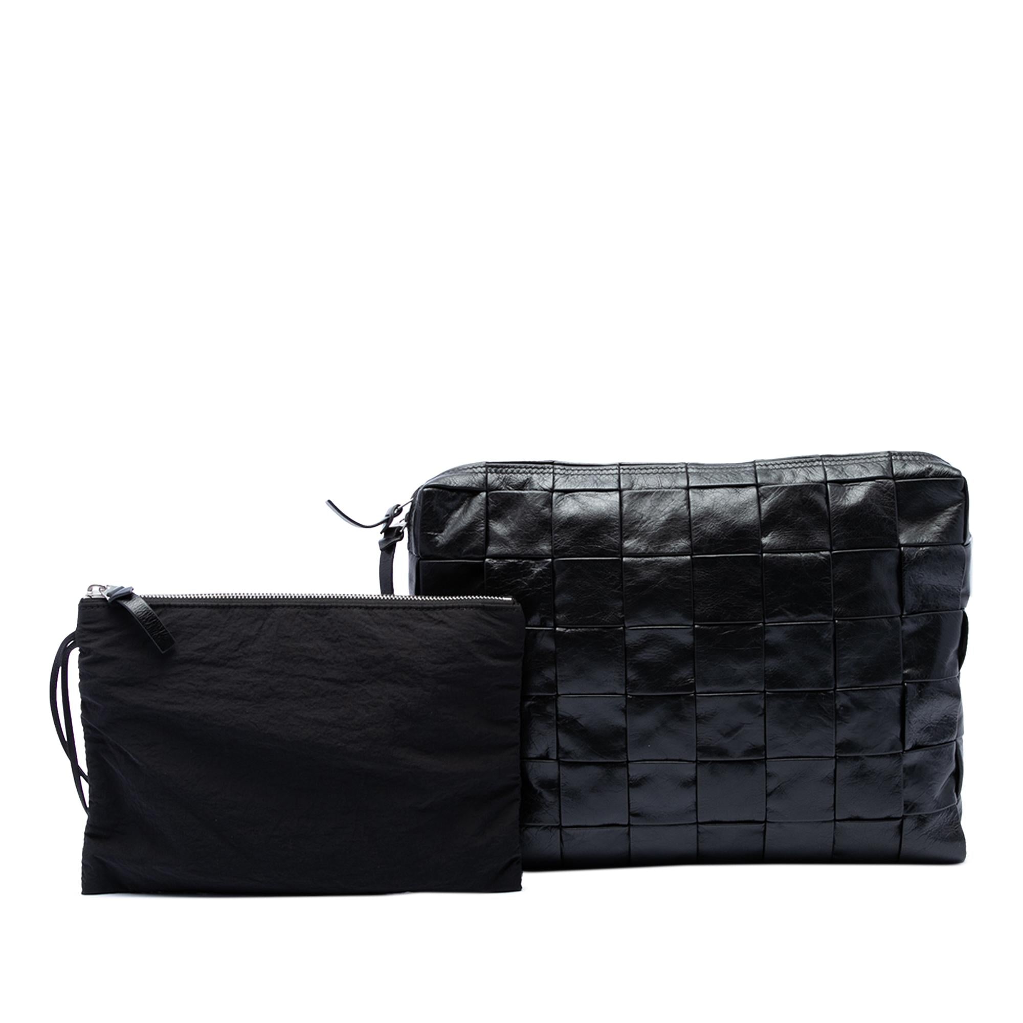 Bottega Veneta Paper Calfskin Maxi Intrecciato Cassette Clutch