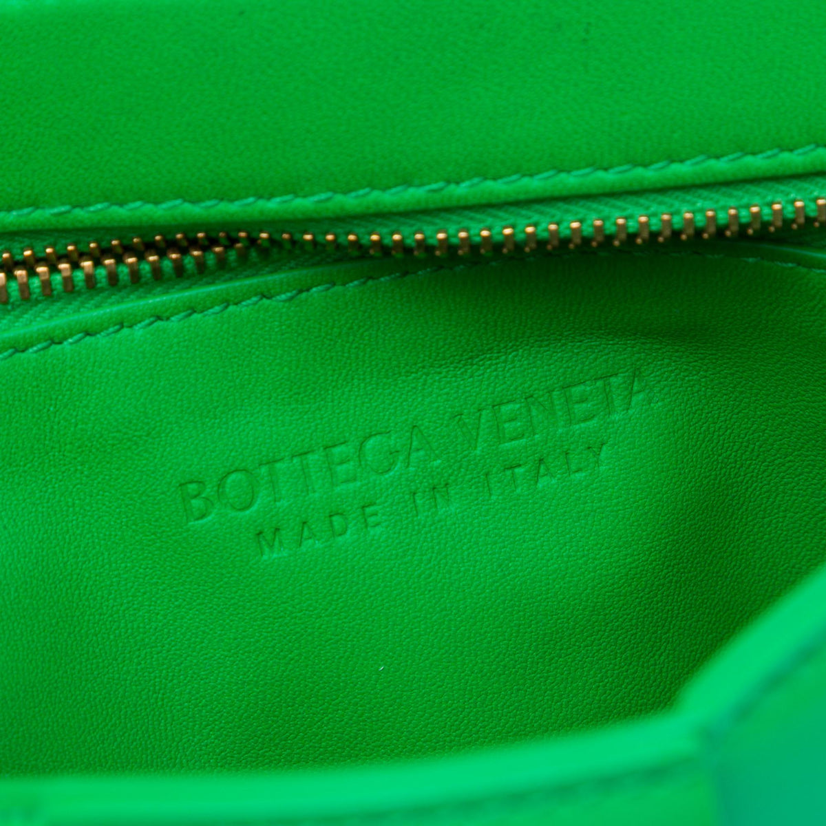 Bottega Veneta Patent Intrecciato Cassette Crossbody