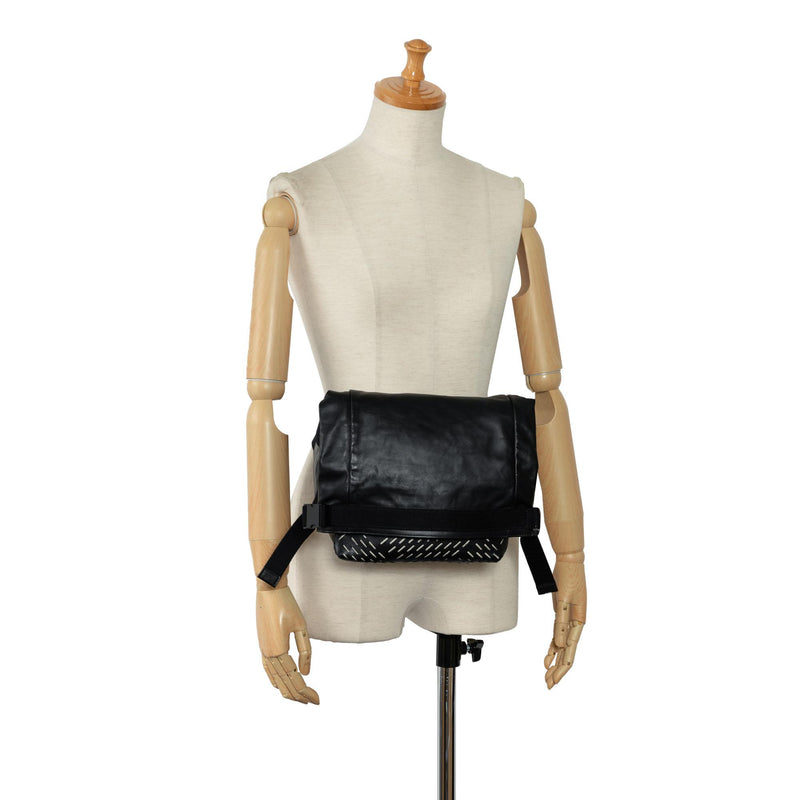 Bottega Veneta Perforated Leather Belt Bag (SHG-UU5Kic)
