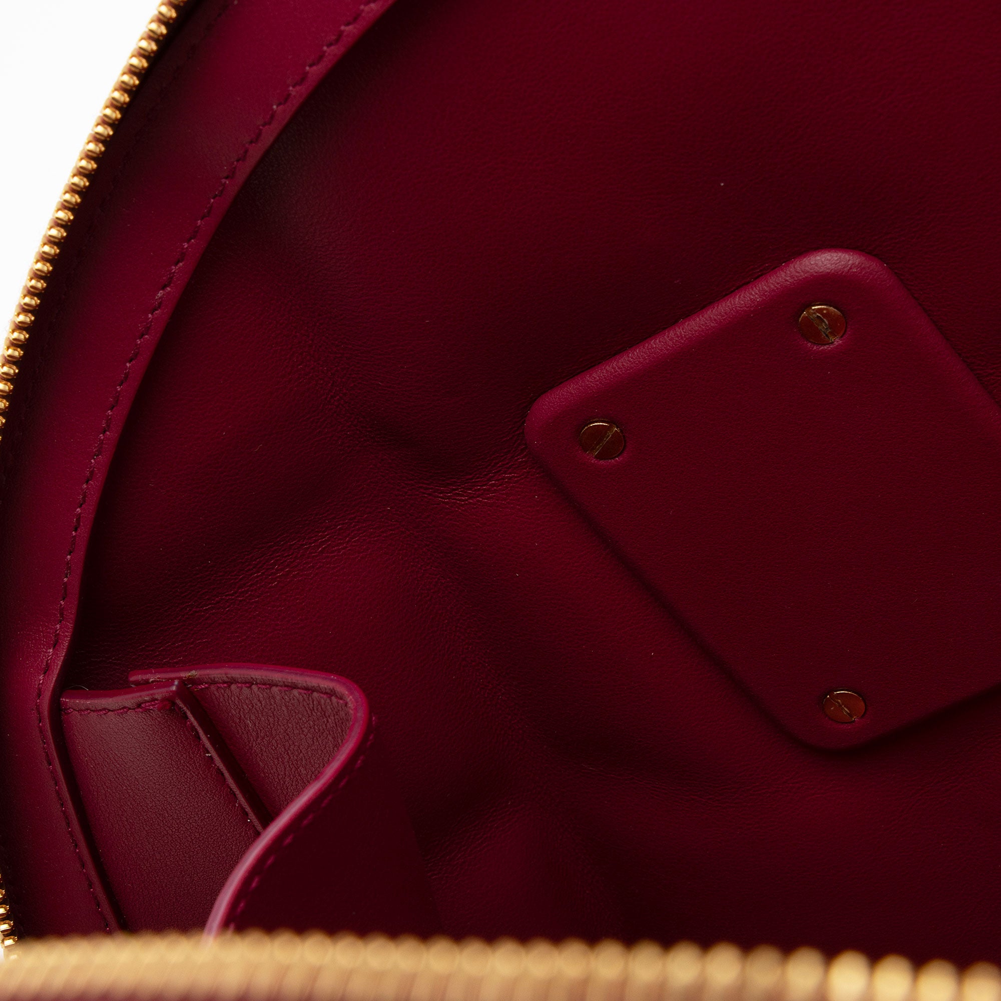 Bottega Veneta Puffed Calfskin The Swoop Medium Shoulder Bag (SHF-uSpB Bottega Veneta Puffed Calfskin The Swoop Medium Shoulder Bag (SHF-uSpB