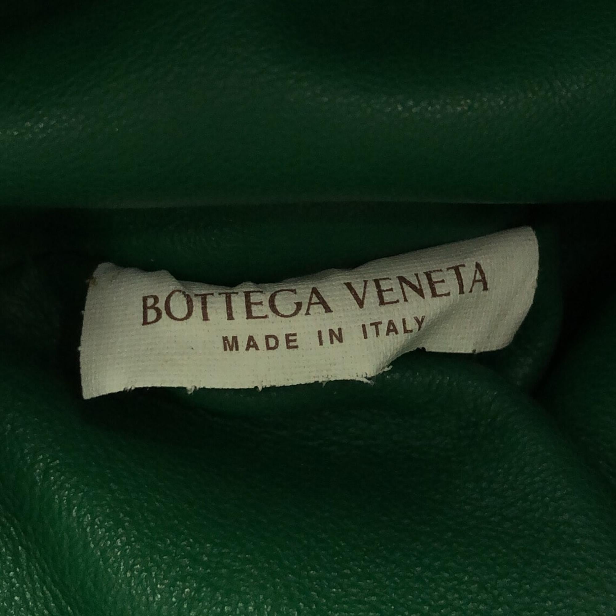 Bottega Veneta The Chain Pouch (SHG-bzymUO)