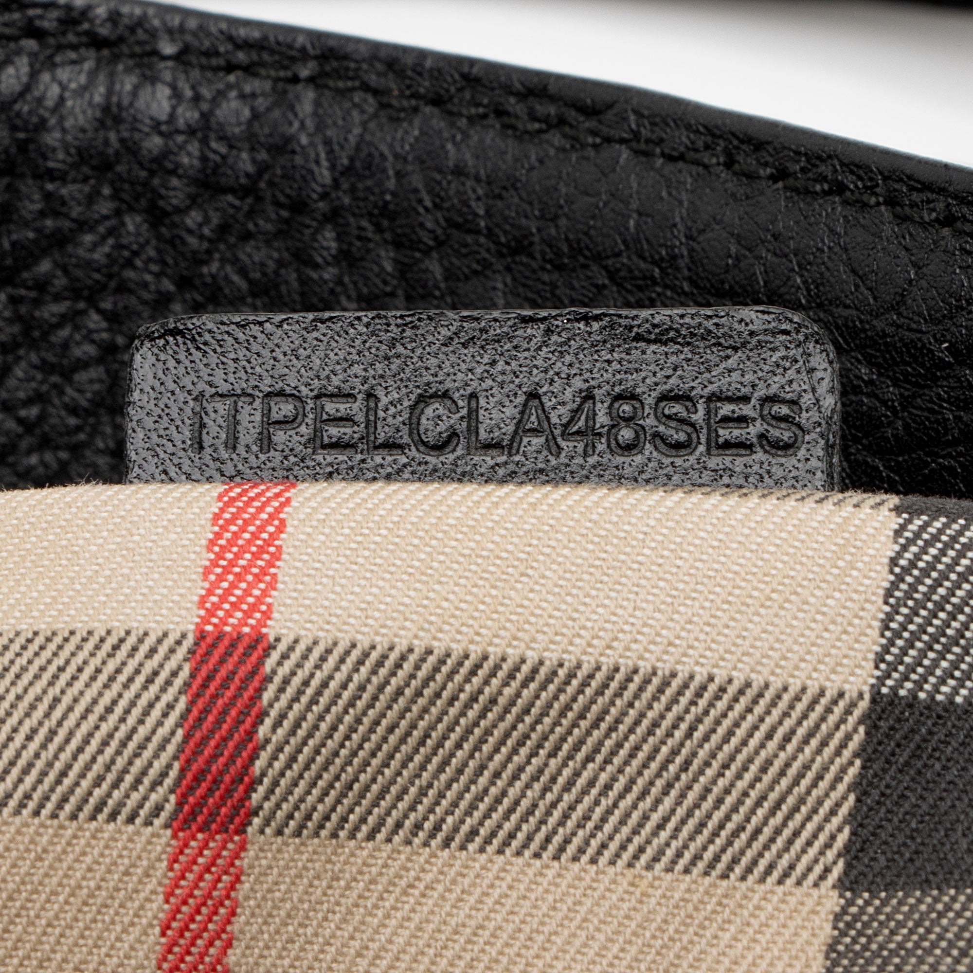 Burberry Calfskin Golderton Tote (SHF-dTtZRD)