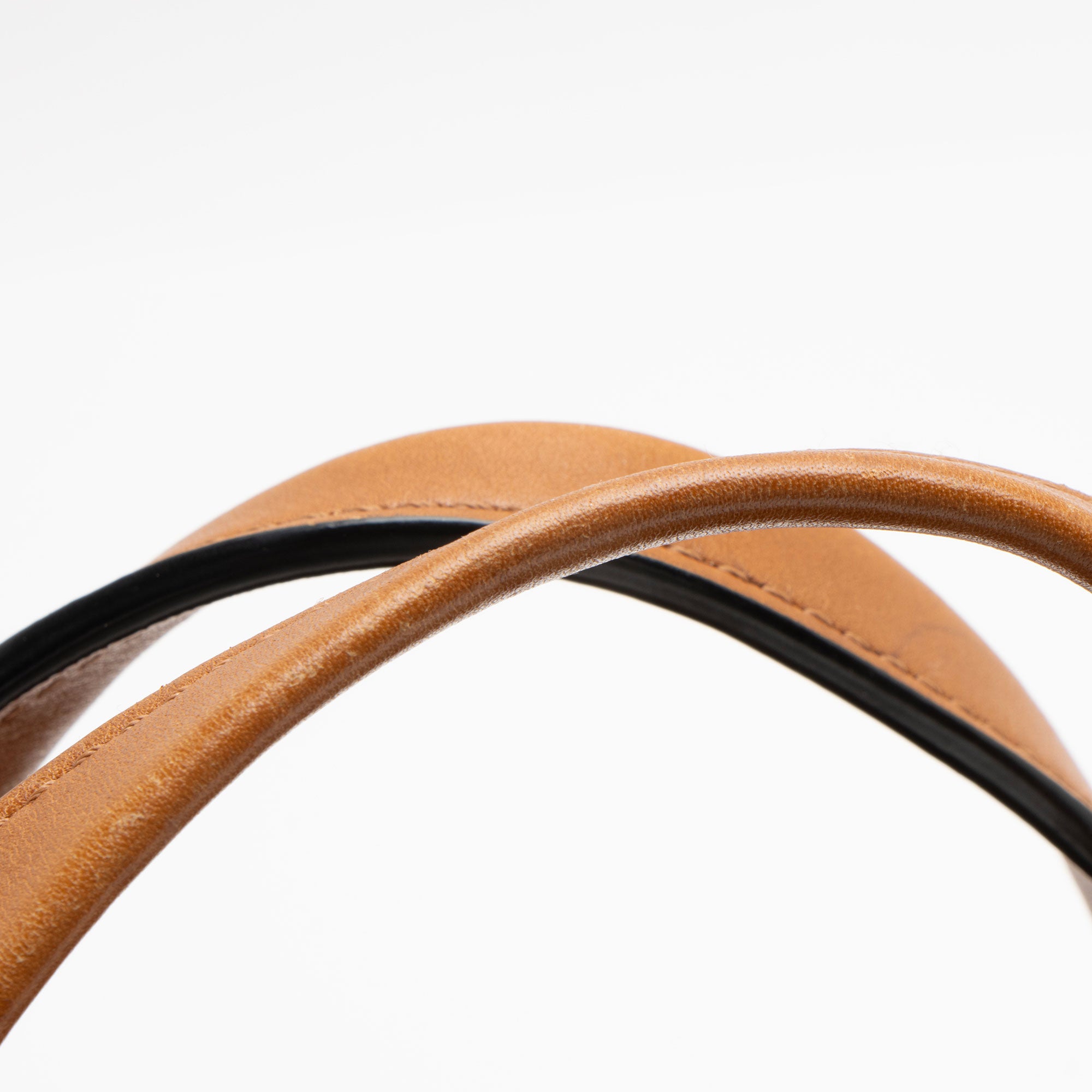 Burberry Calfskin House Check Maidstone Small Shoulder Bag (SHF-GIU47v)