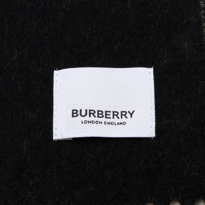 Burberry Cashmere Giant Check Reversible Scarf (SHF-lKsvIa)