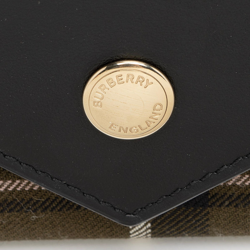 Burberry Check Smooth Calfskin Halton Continental Wallet (SHF-23105)