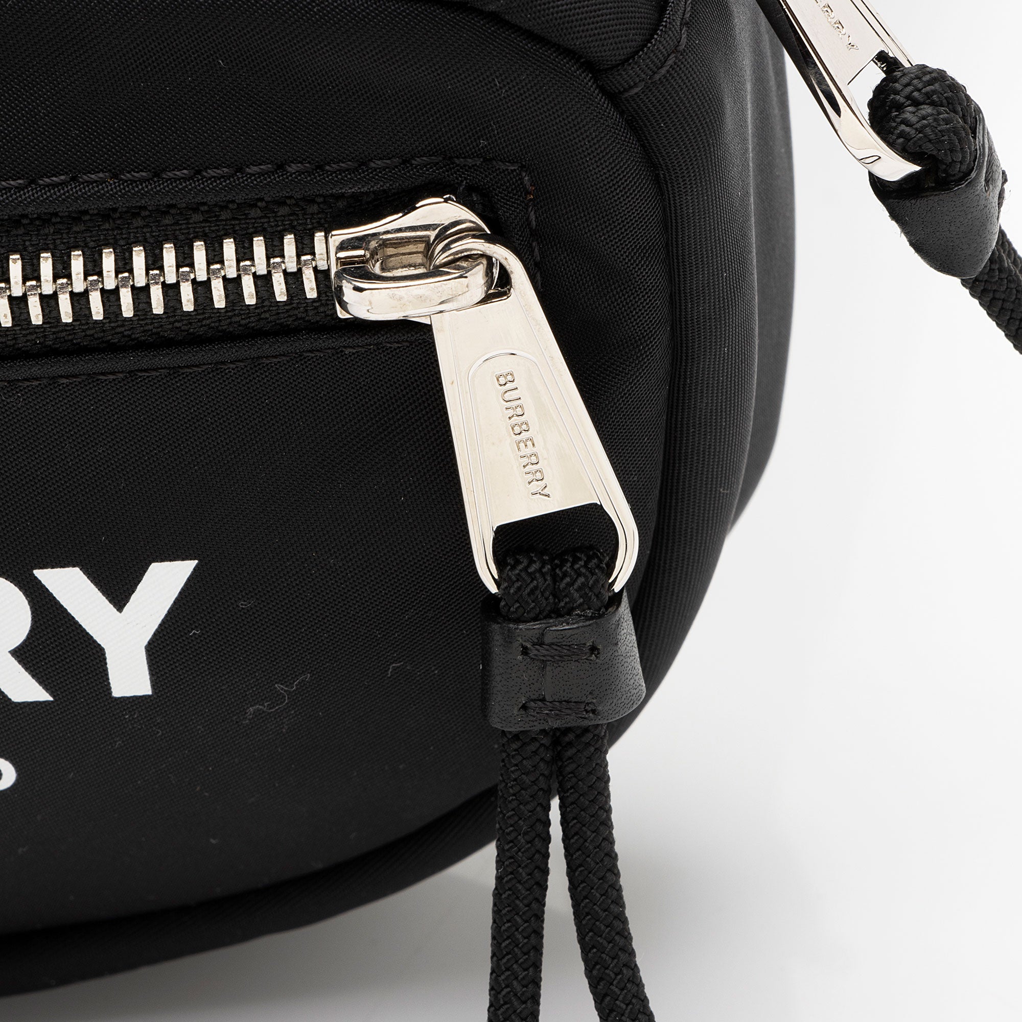 Burberry Econyl Logo Cannon Small Bumbag (SHF-6U7Stx)
