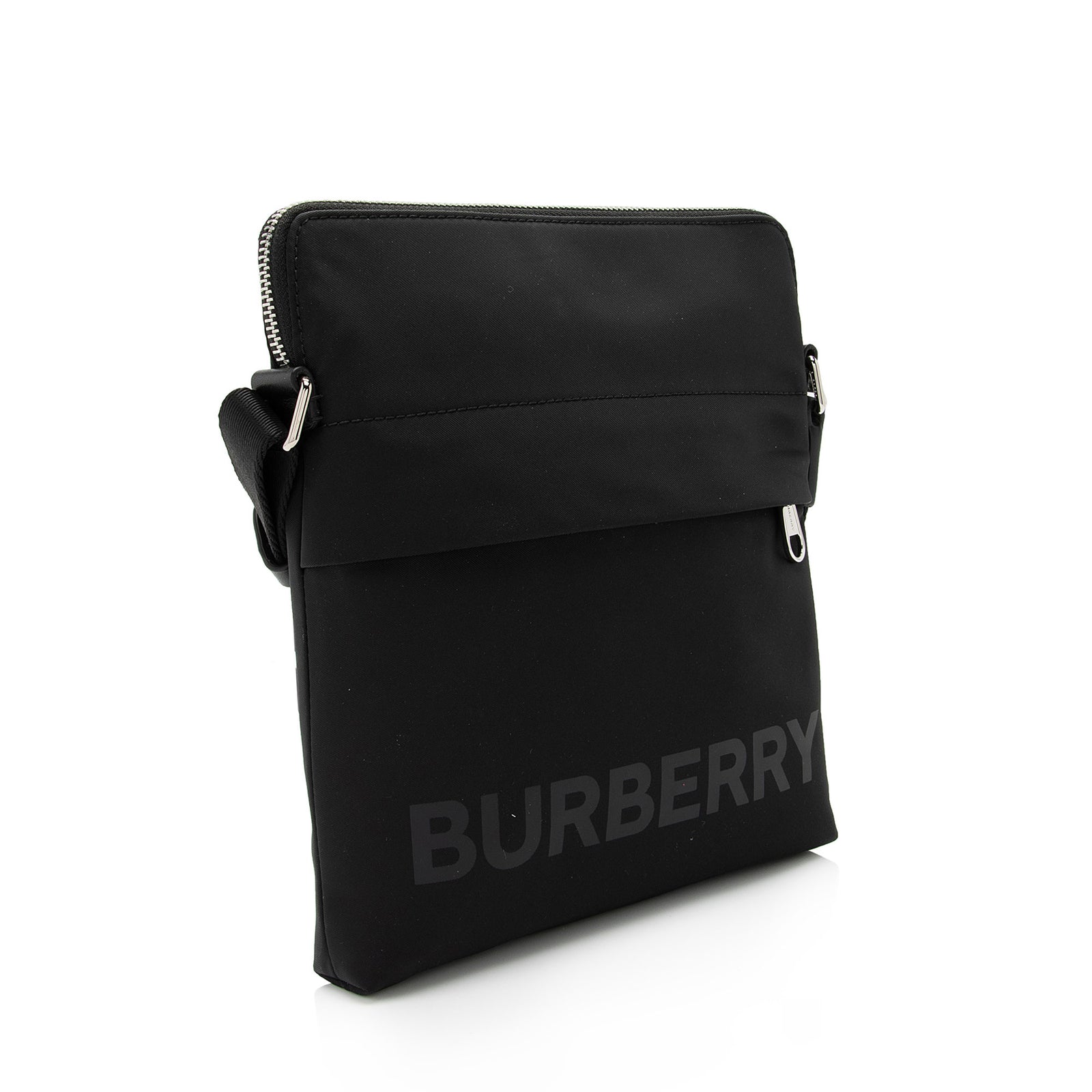 Burberry econyl bag hotsell