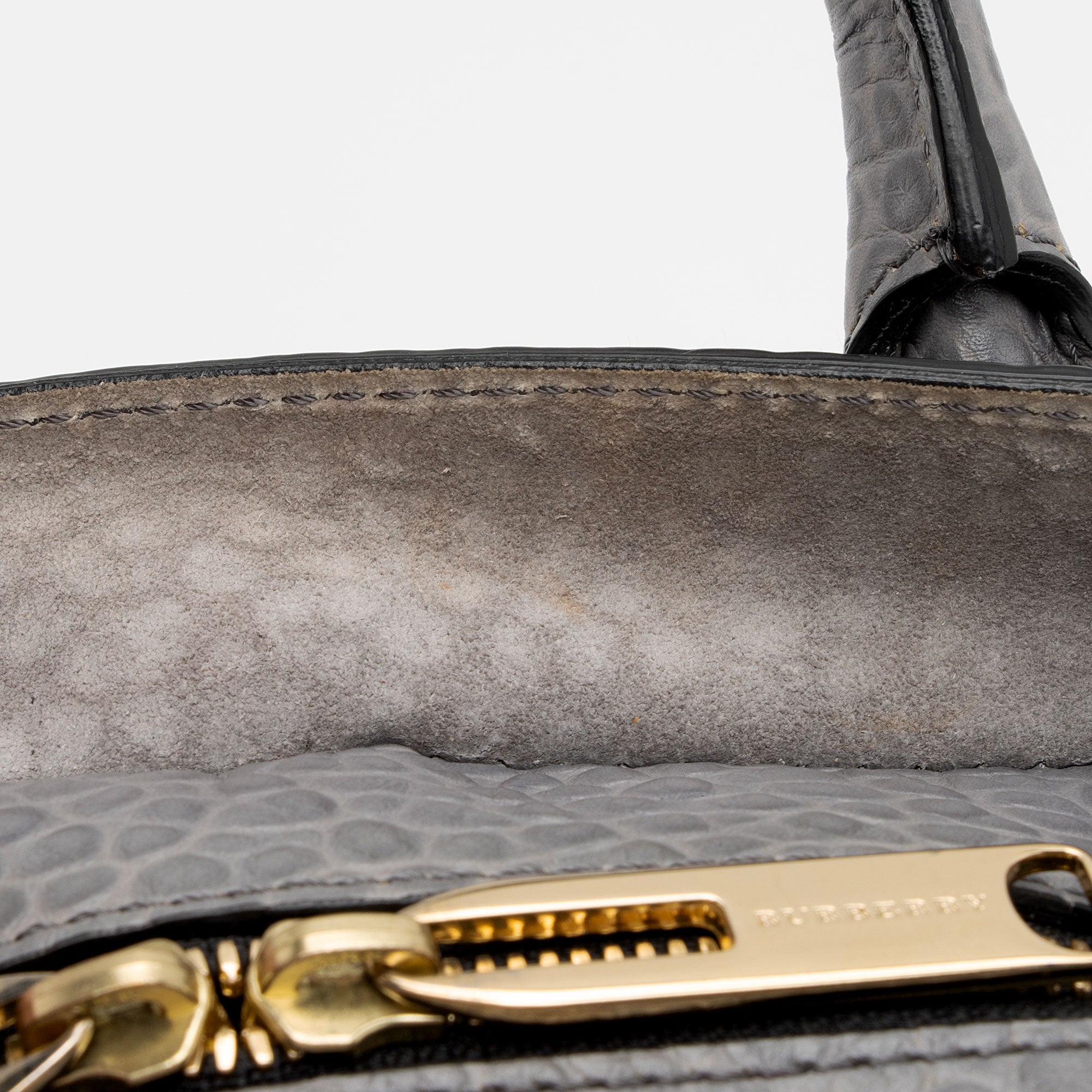 Burberry Grained Leather Alchester Medium Satchel (SHF-jMyozw)