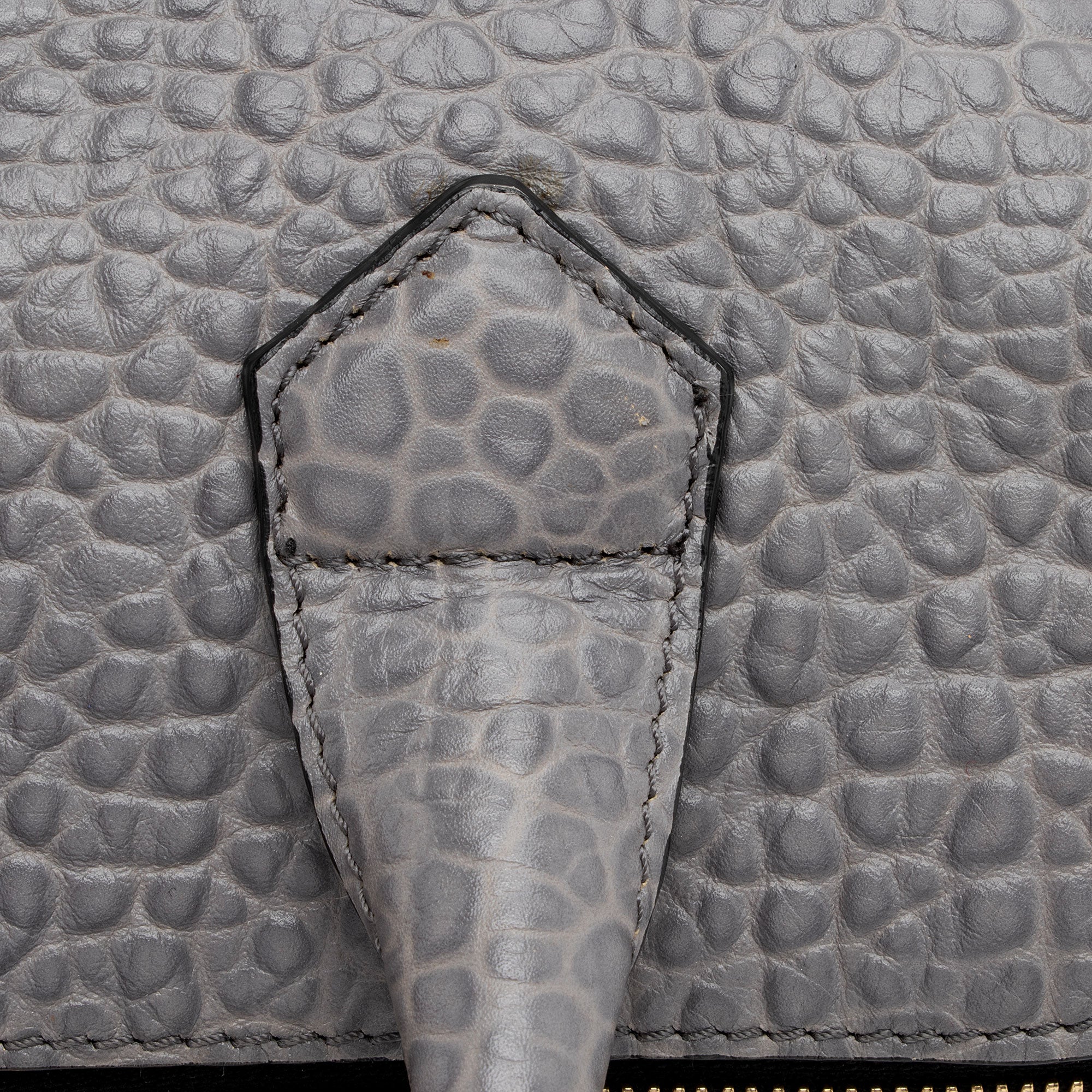 Burberry Grained Leather Alchester Medium Satchel (SHF-jMyozw)