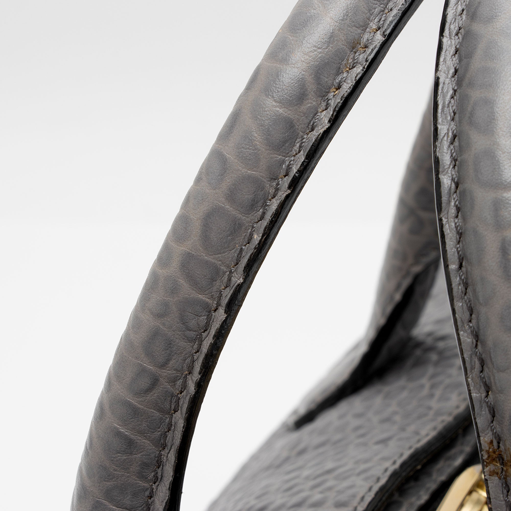 Burberry Grained Leather Alchester Medium Satchel (SHF-jMyozw)