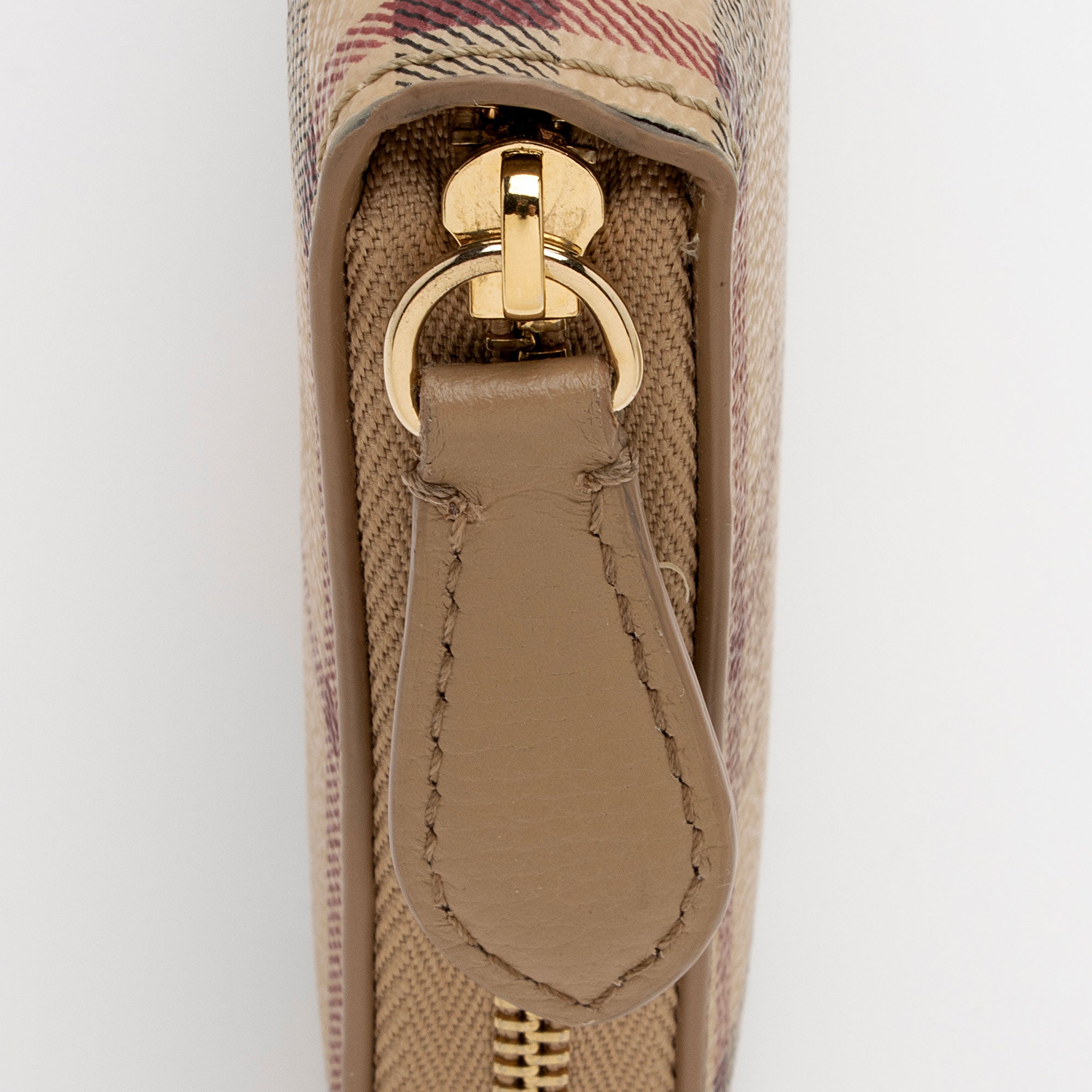 Burberry Haymarket Check Zip Around Wallet (SHF-T4rgfq)