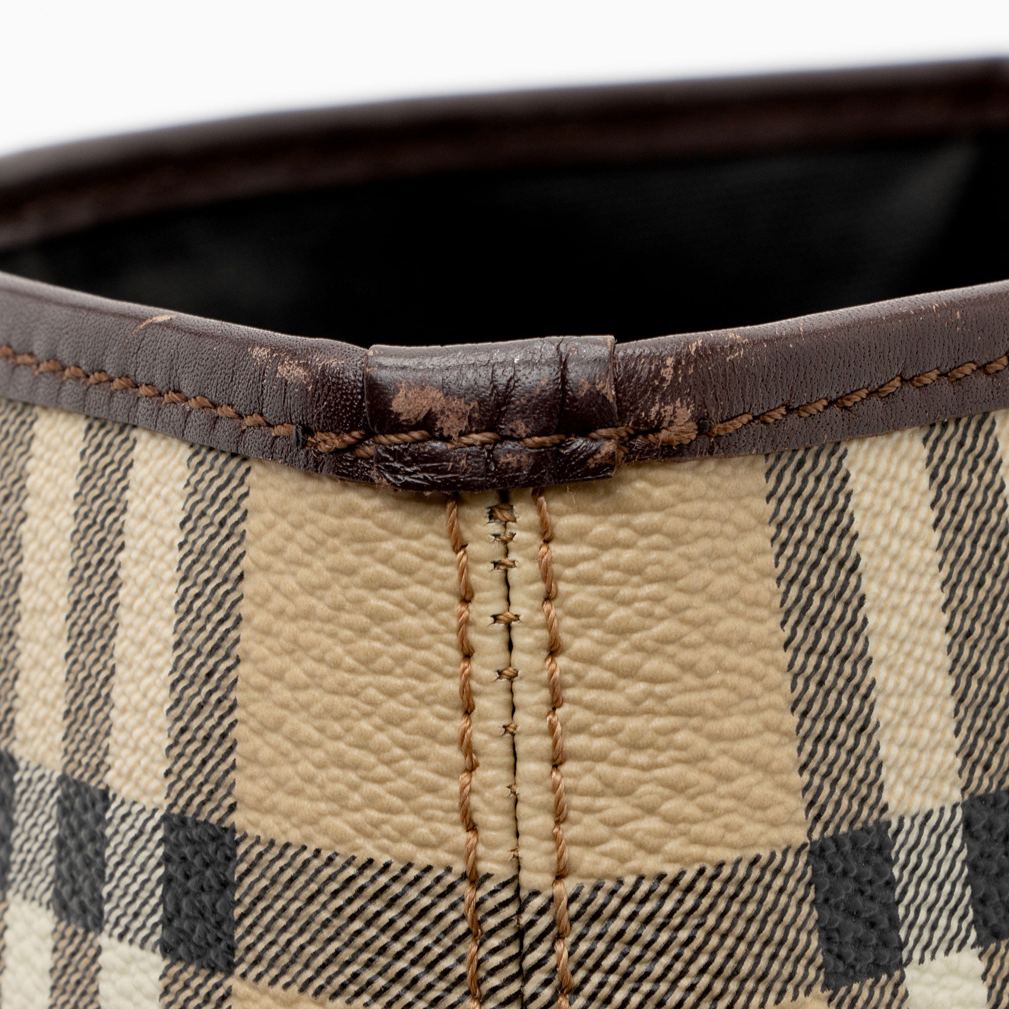 Burberry Haymarket Check Medium Tote (SHF-KA8pBF)