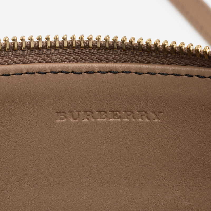 Burberry Haymarket Check Peyton Crossbody Bag (SHF-Do85Bg)