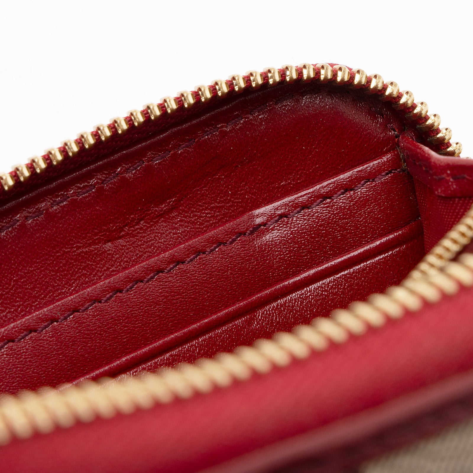 Burberry haymarket zip around wallet outlet