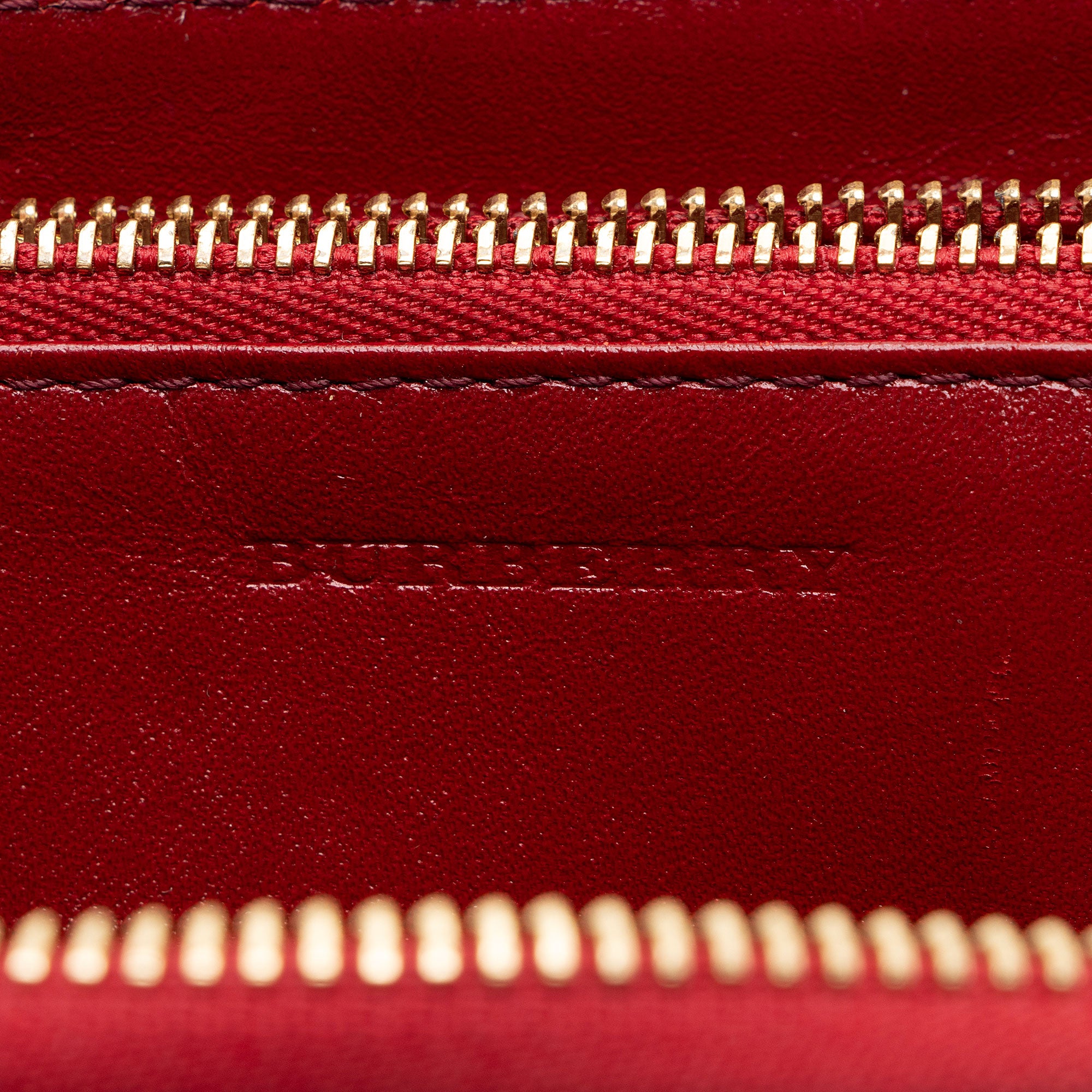 Burberry Haymarket Check Zip Around Wallet (SHF-8zBWAj)