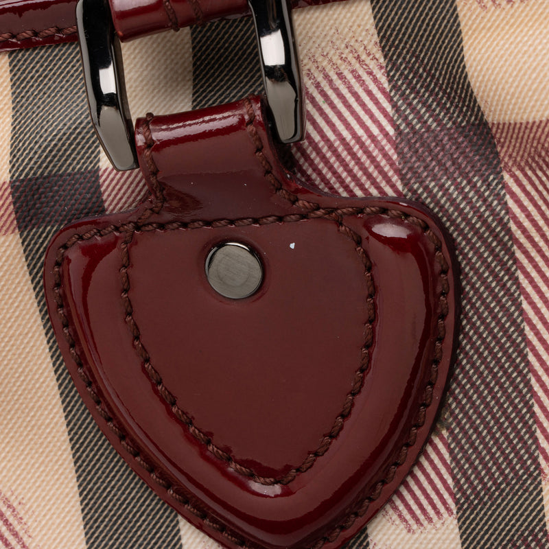 Burberry Heart Check Patent Leather Large Tote (SHF-tnVJ87)