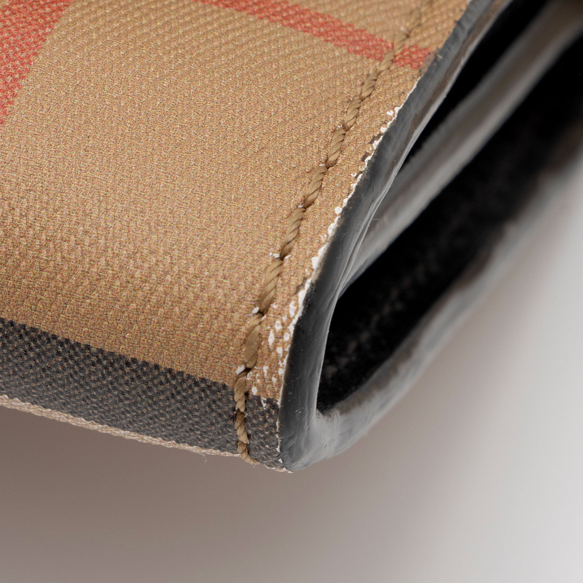 Burberry House Check Henley Chain Wallet (SHF-OabVyk)