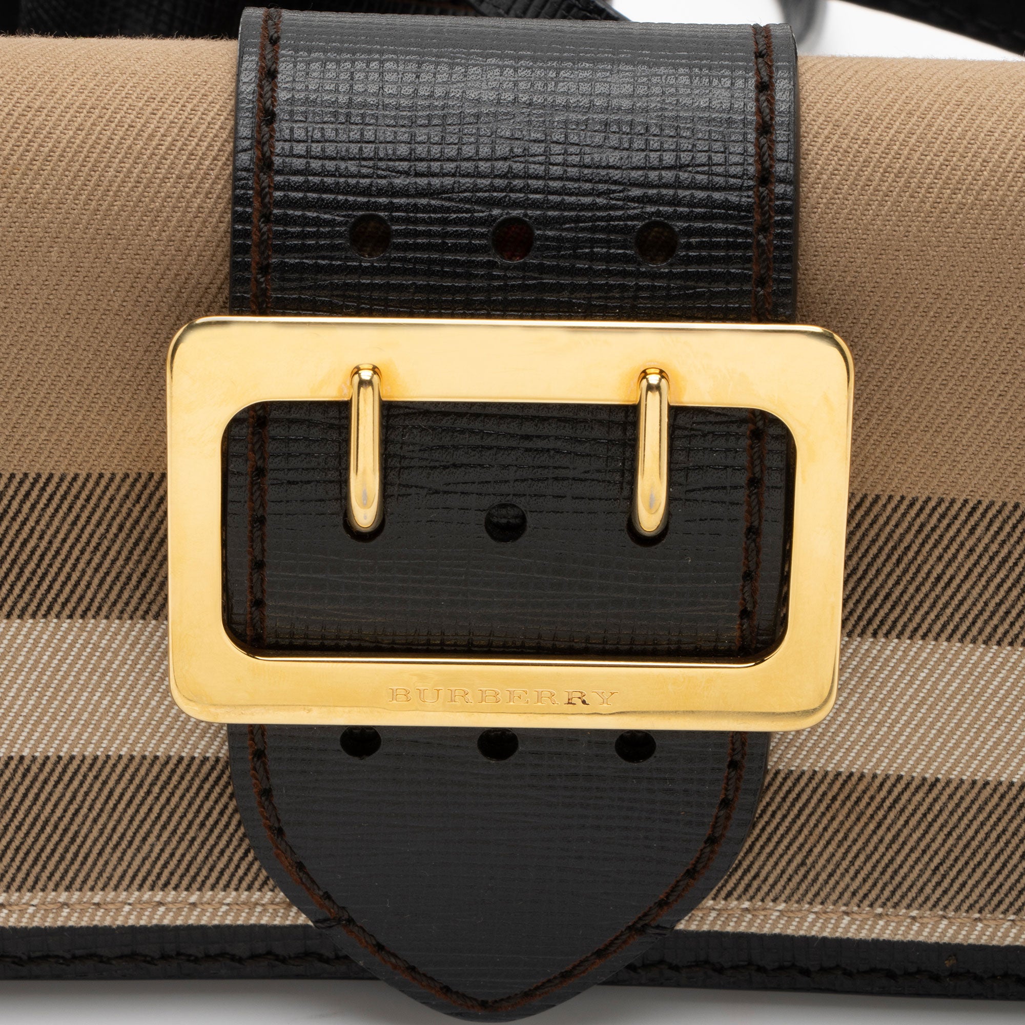 Burberry House Check Madison Buckle Small Shoulder Bag (SHF-P2oe5K)