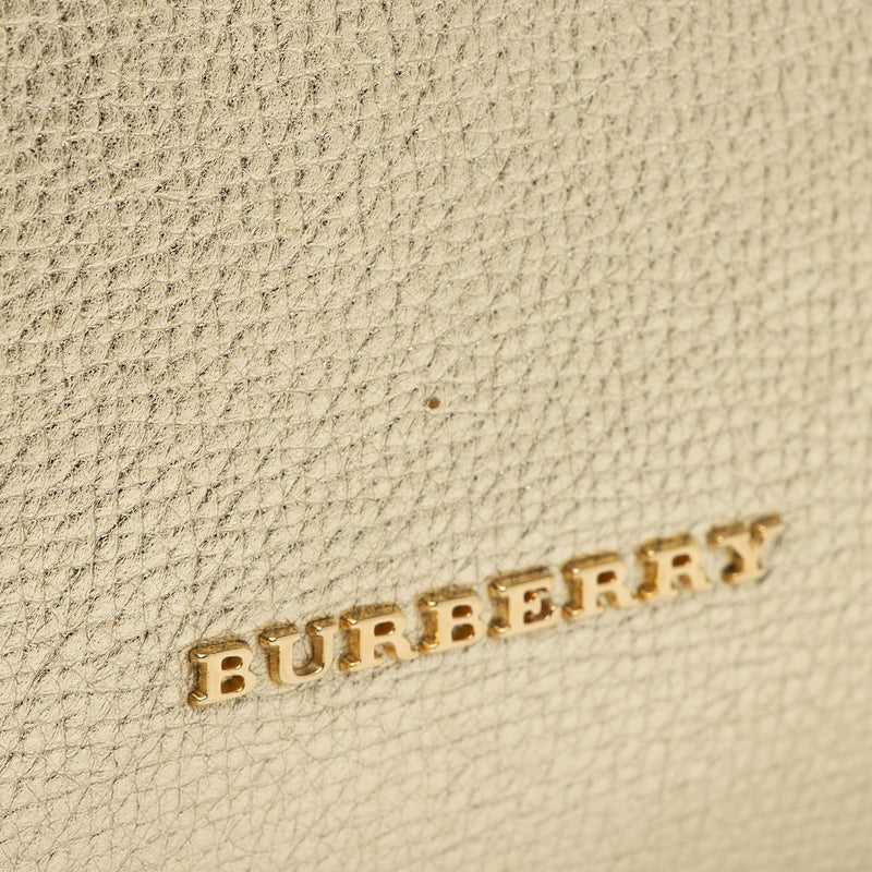 Burberry House Check Metallic Leather Banner Medium Tote (SHF-81DUmX)