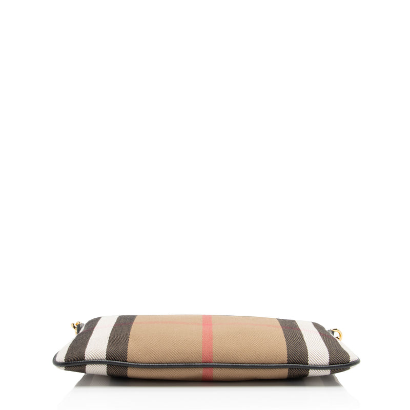 Burberry House Check Peyton Clutch (SHF-SzMvgy)