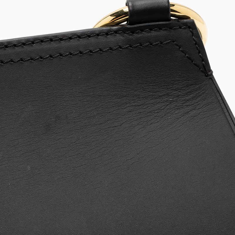 Burberry Leather Bridle Medium Saddle Bag (SHF-FYQaTS)