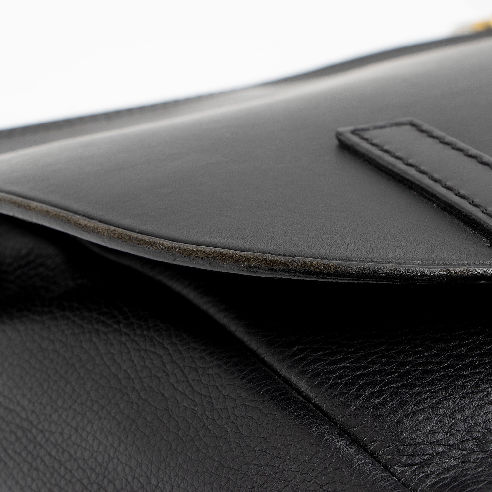 Burberry Leather Bridle Medium Shoulder Bag (SHF-gvFB4h)