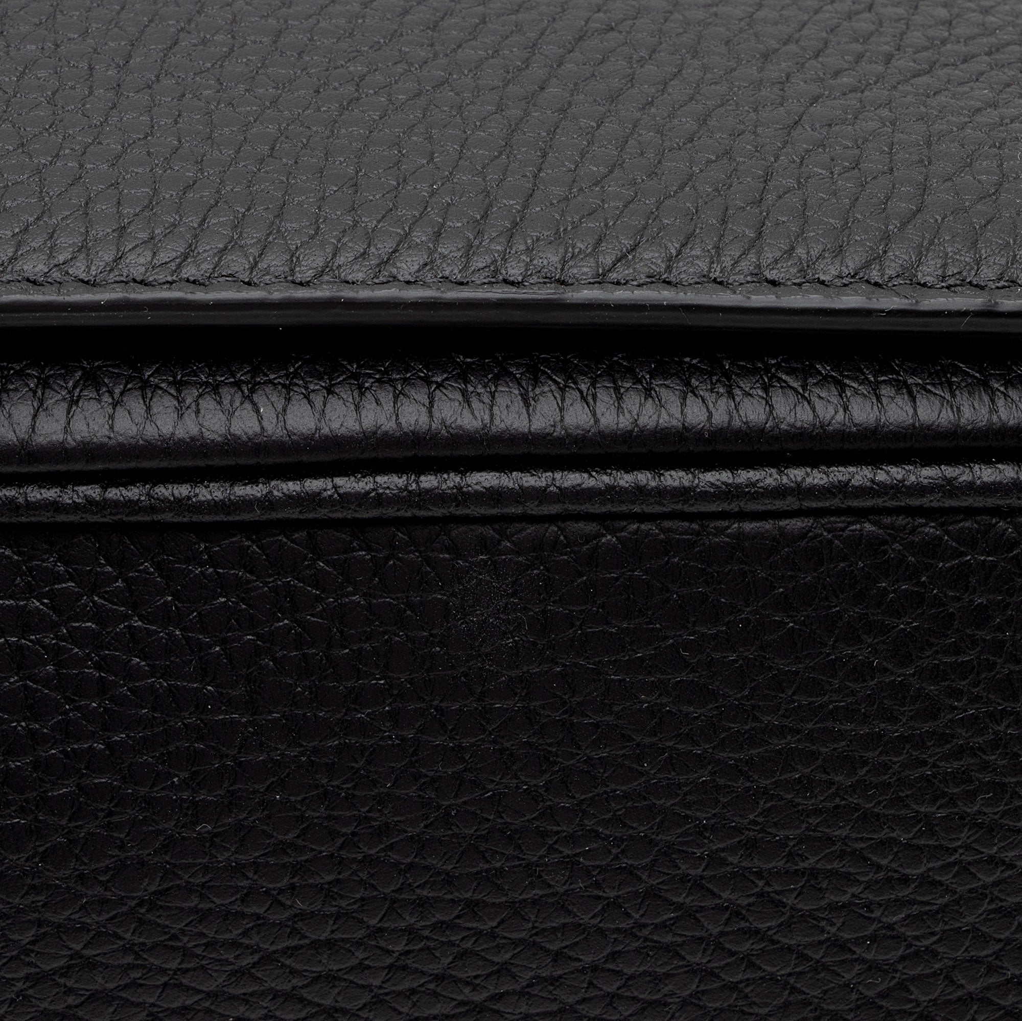 Burberry Leather Bruno Messenger Bag (SHF-GEHFL3)