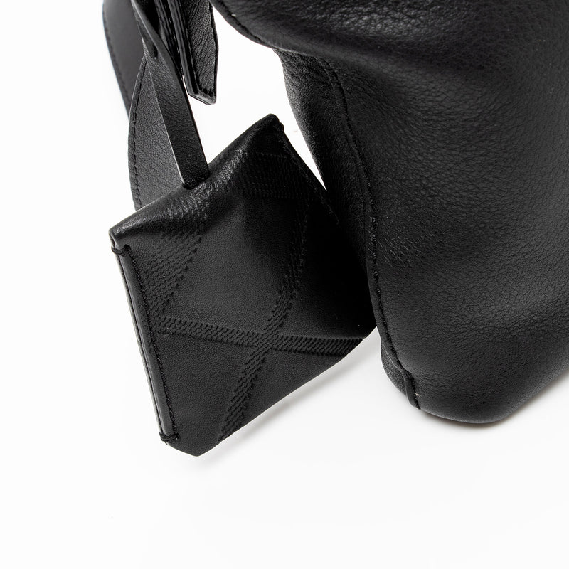 Burberry Leather Dalston Shoulder Bag (SHF-G3vTeF)