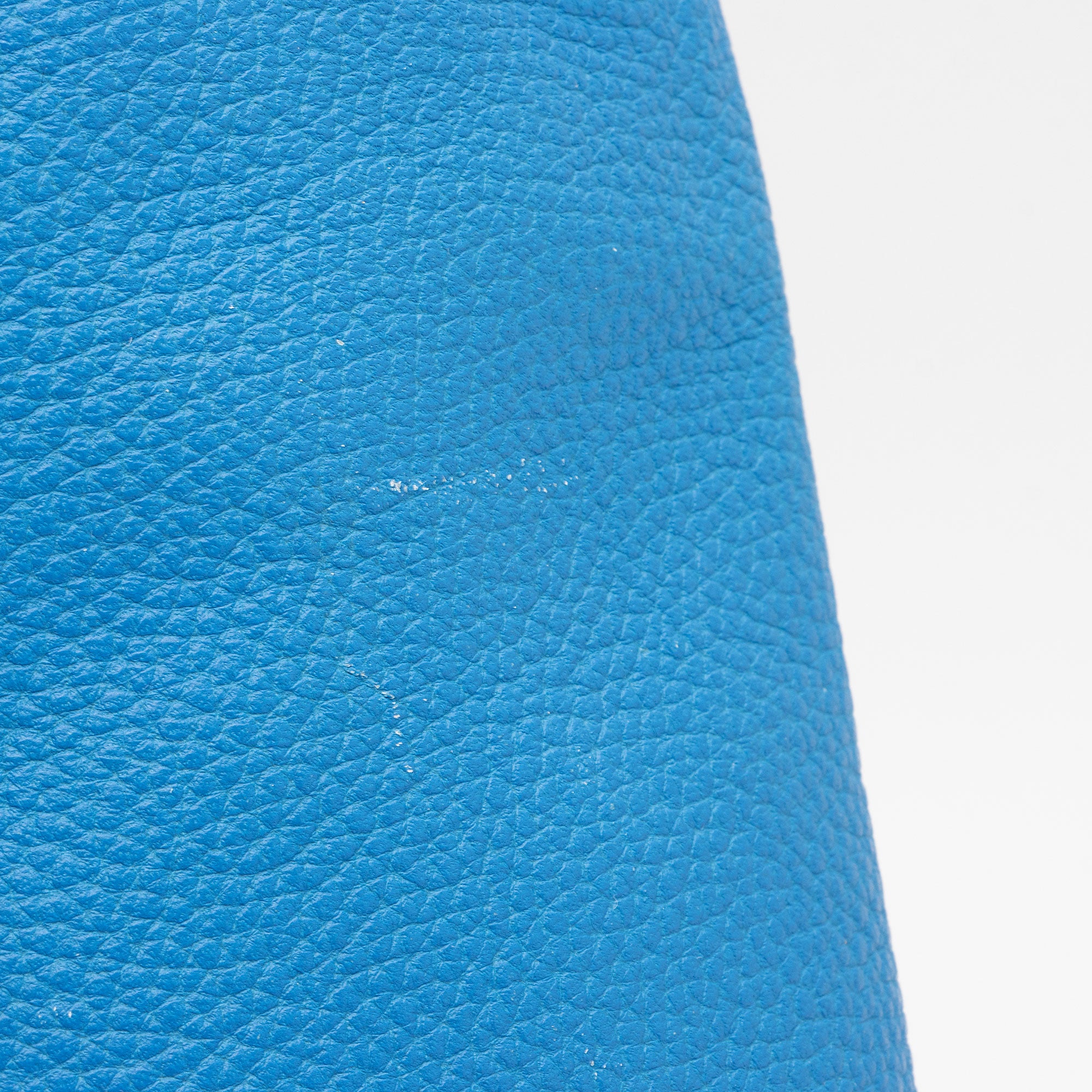 Burberry Leather Drawstring Little Duffle Backpack (SHF-nl1Udj)