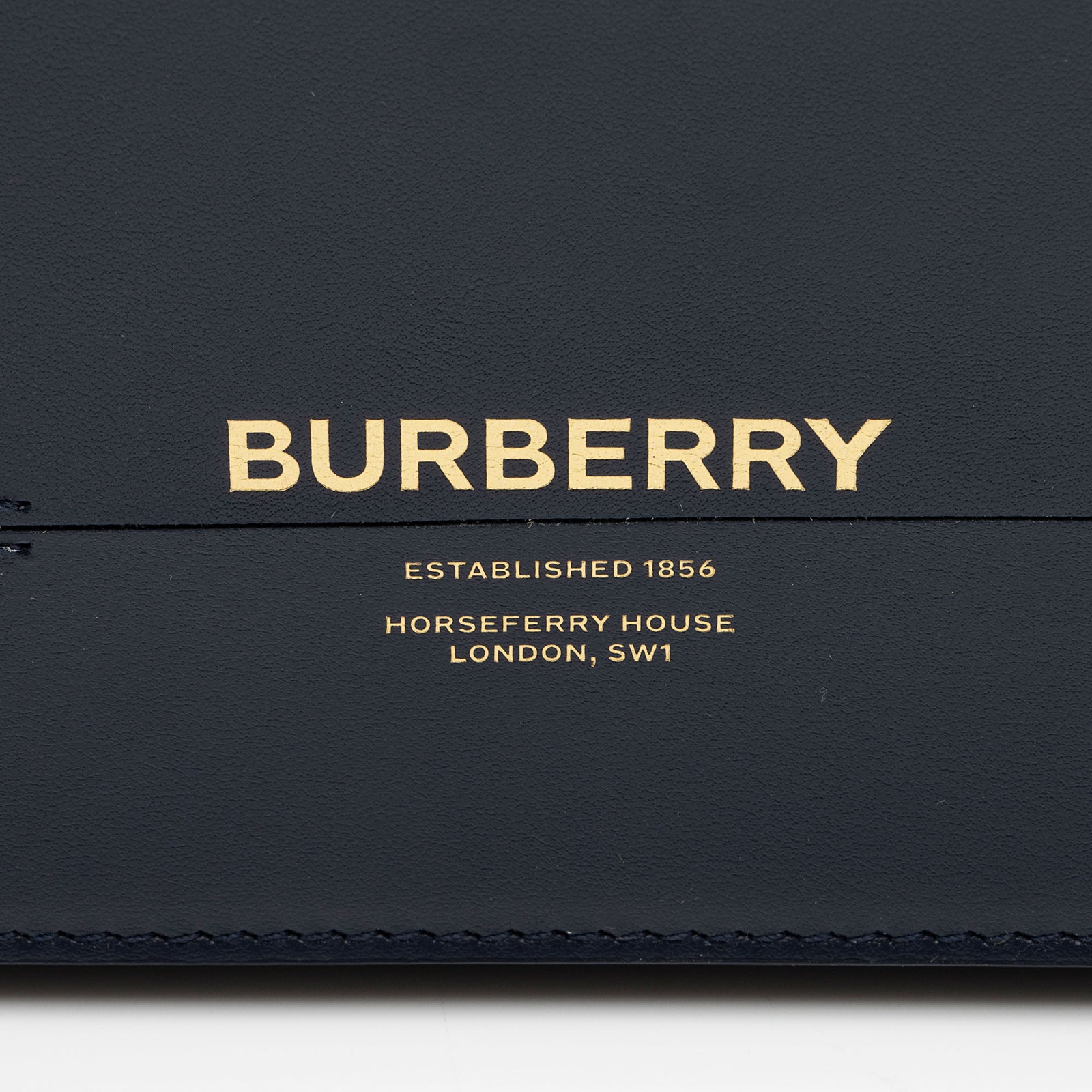 Burberry horseferry house bag hotsell
