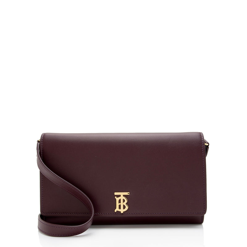 Burberry Leather Hannah Wallet on Strap (SHF-YAht6w)