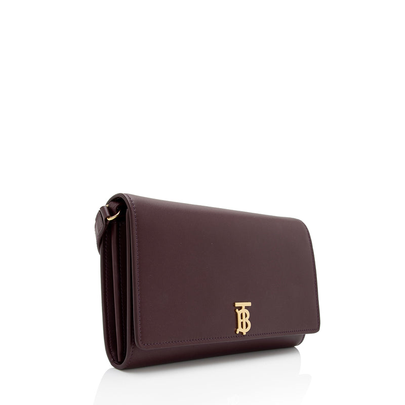 Burberry Leather Hannah Wallet on Strap (SHF-YAht6w)