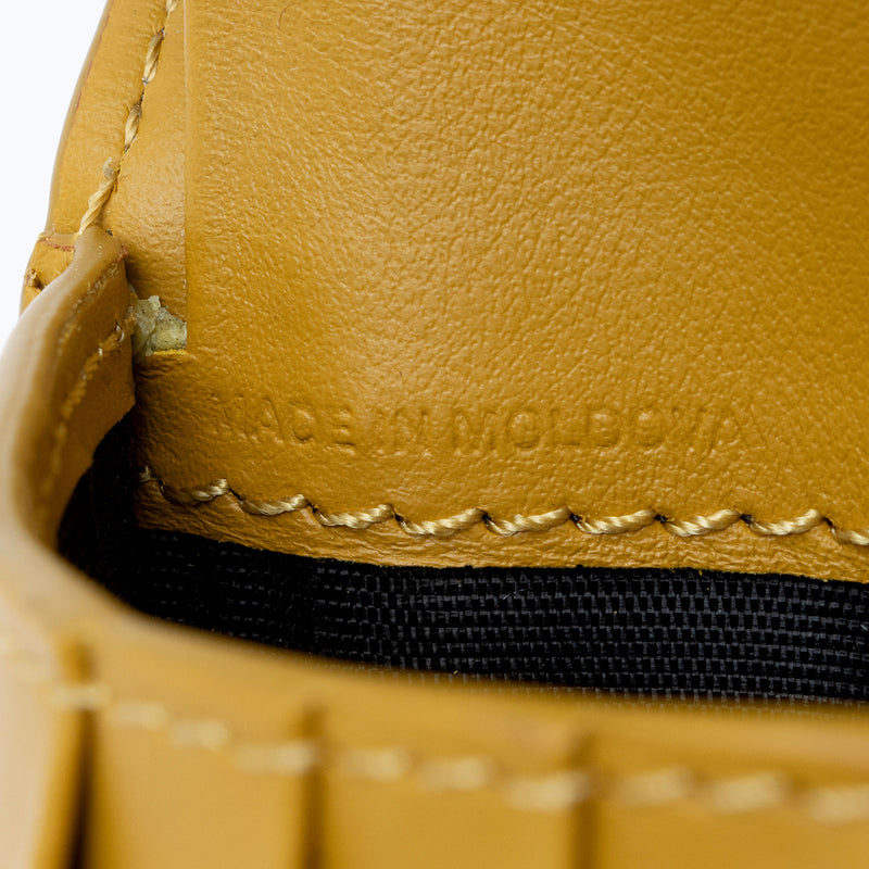 Burberry Leather Logo Bi-Fold Wallet (SHF-jCmrlm)