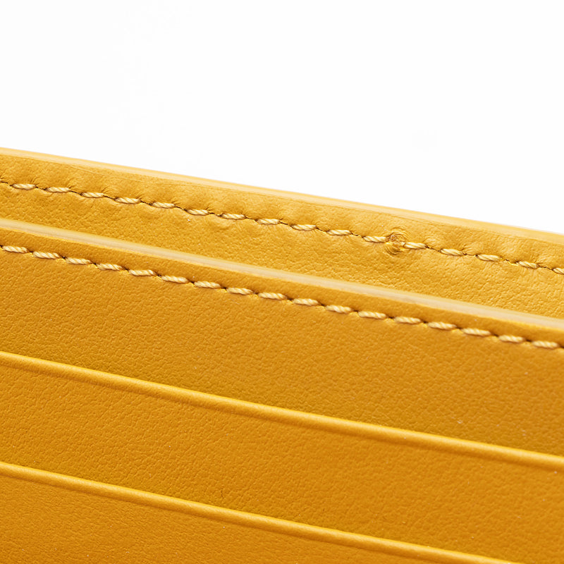 Burberry Leather Logo Bi-Fold Wallet (SHF-6J3R2b)