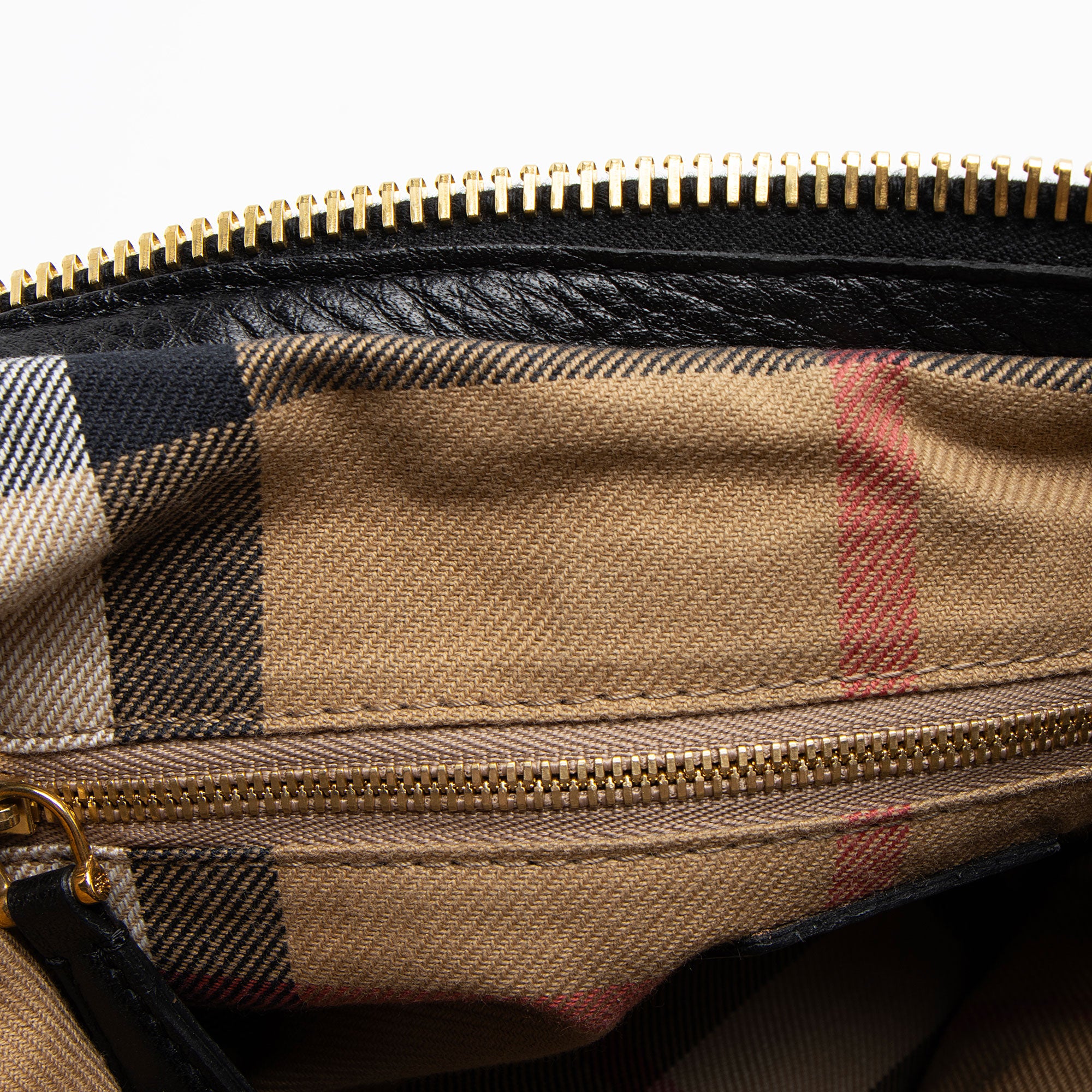 Burberry Leather Malika Large Shoulder Bag (SHF-GSqGvc)