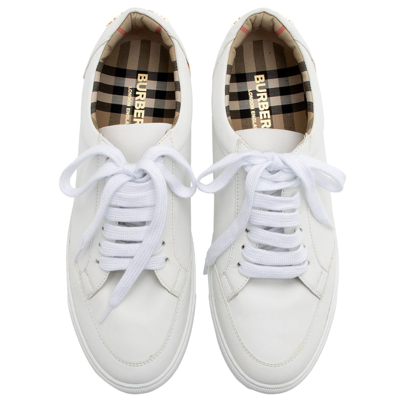 Burberry Leather Salmond Sneakers - Size 7.5 / 37.5 (SHF-ndax0p)