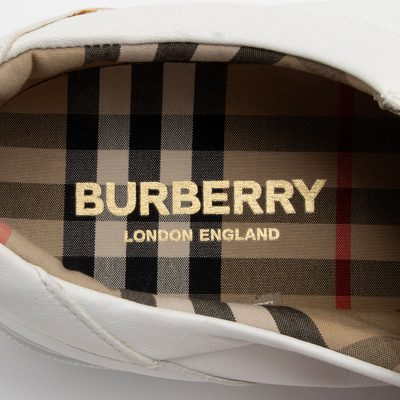 Burberry Leather Salmond Sneakers - Size 7.5 / 37.5 (SHF-ndax0p)