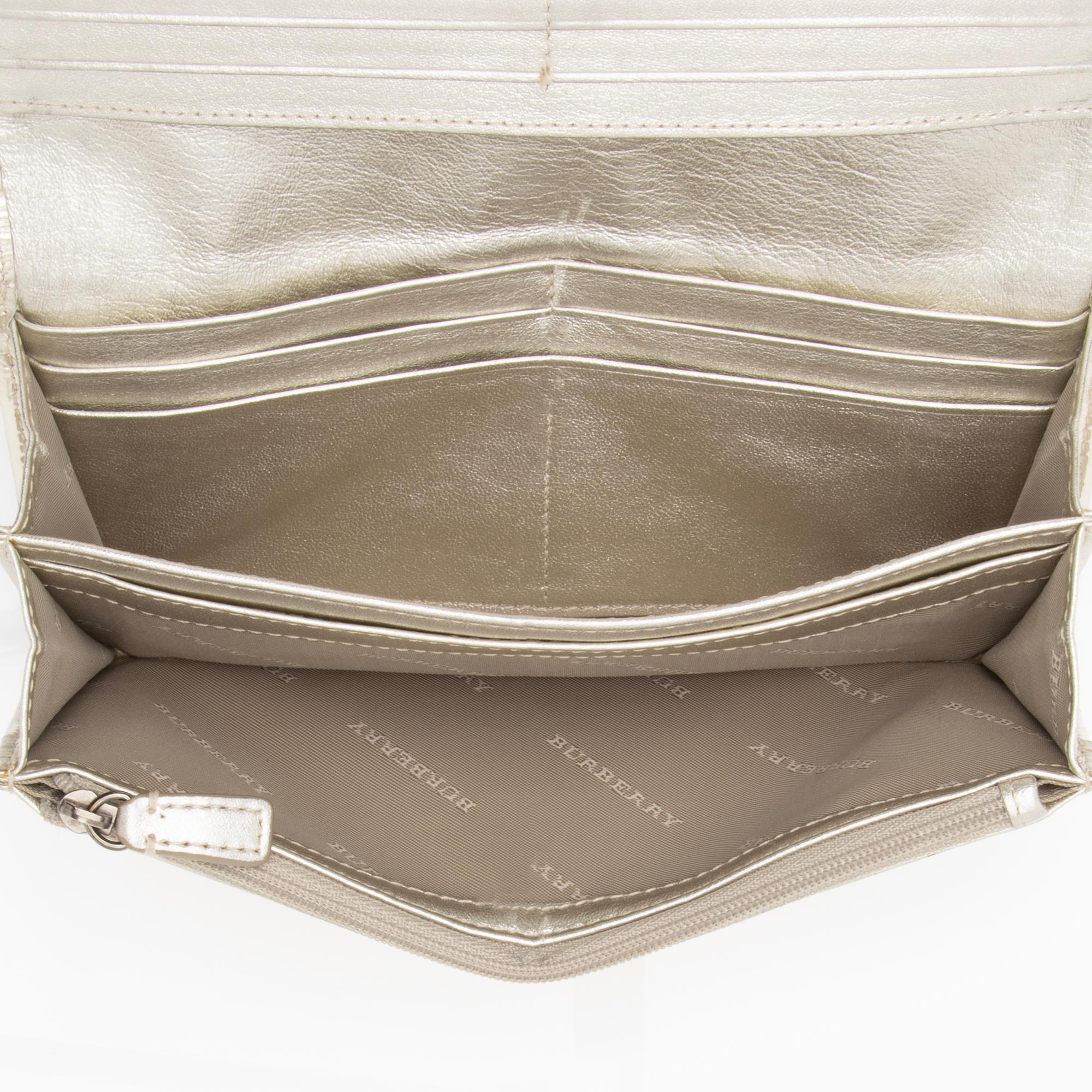 Burberry Nova Check Penrose Continental Wallet (SHF-aObasm)