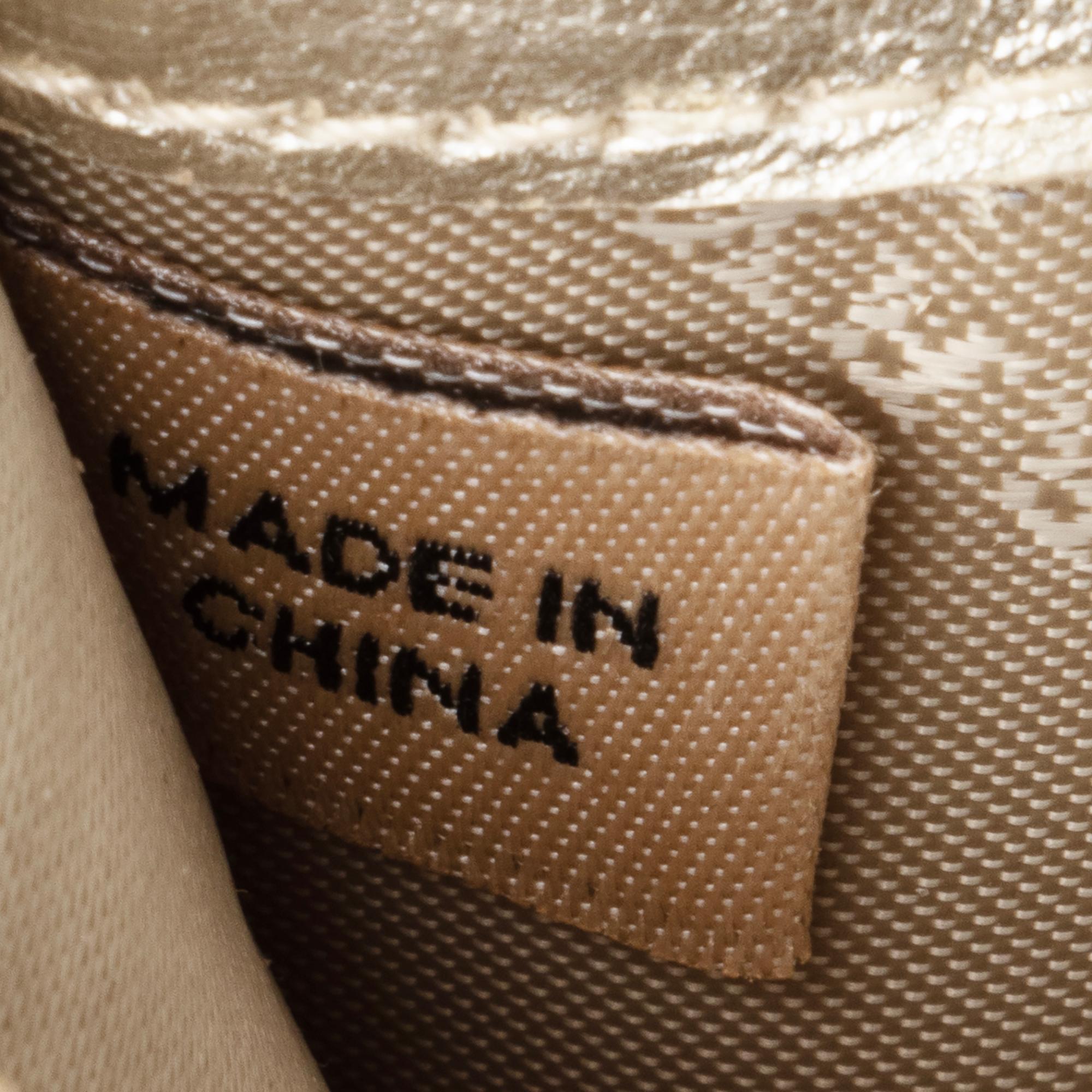 Burberry Nova Check Penrose Continental Wallet (SHF-aObasm)