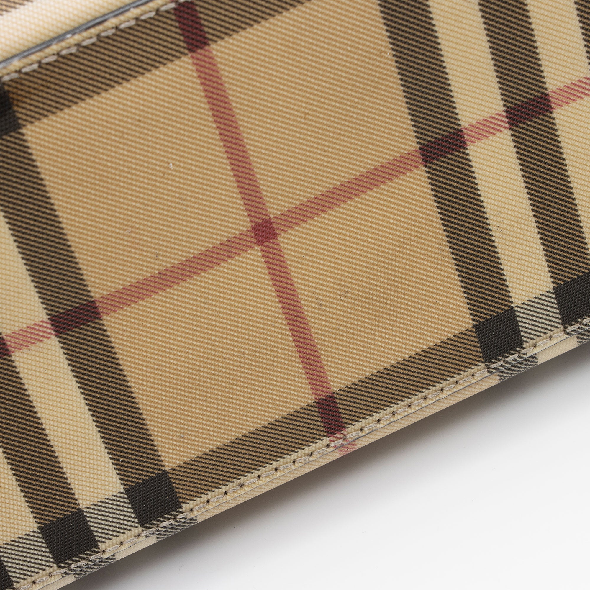 Burberry Nova Check Shoulder Bag (SHF-SsltsT)