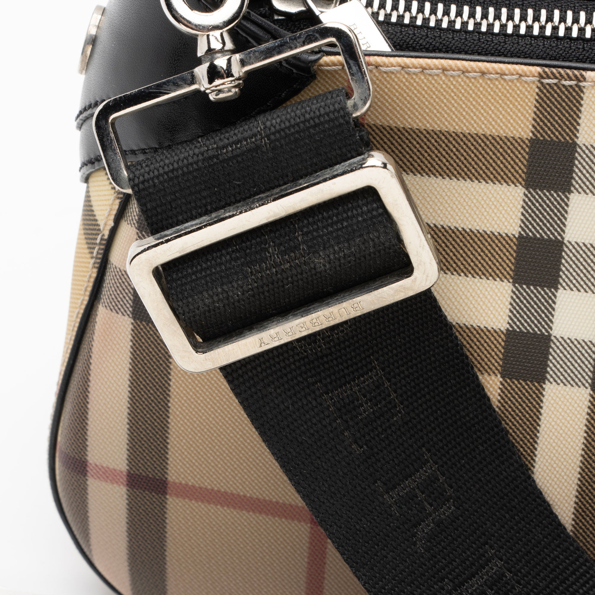 Burberry Nova Check Shoulder Bag (SHF-SsltsT)